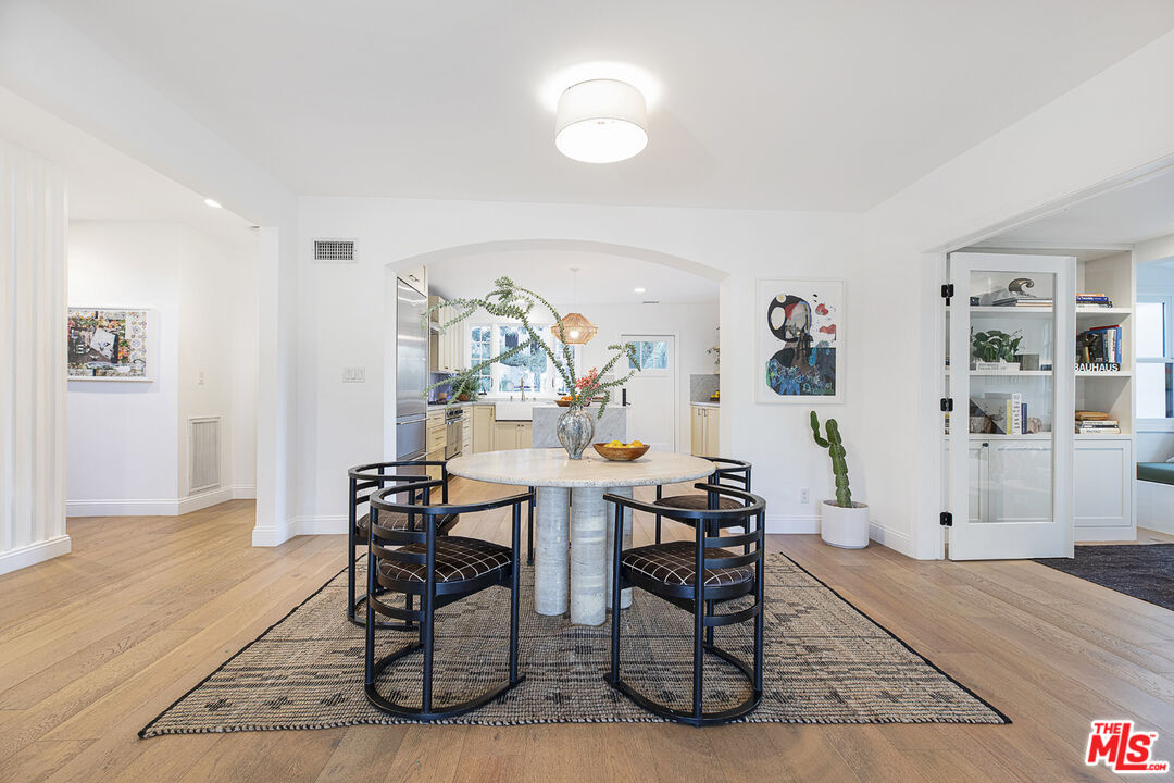 1411 Wellesley Dr