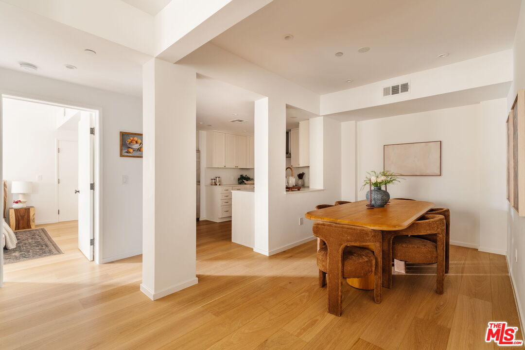 423 Arnaz Dr Unit: 203