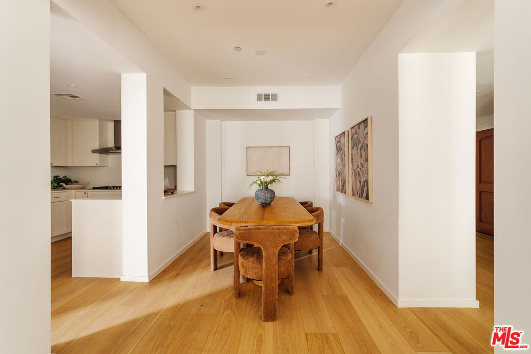 423 Arnaz Dr Unit: 203