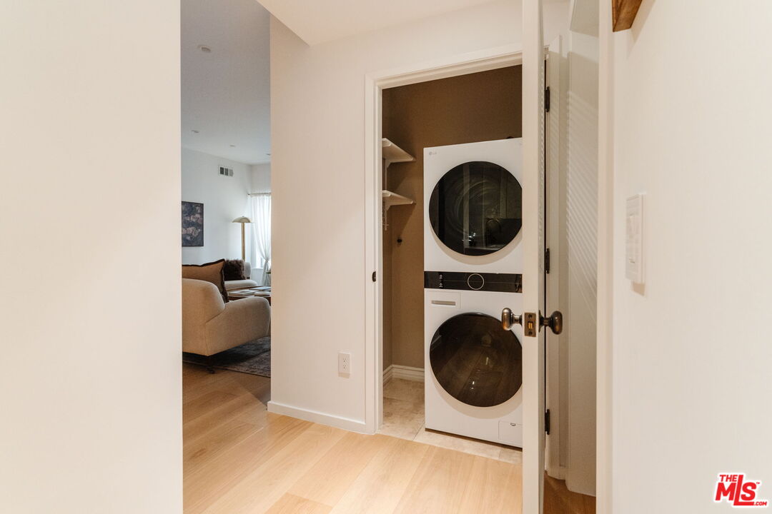 423 Arnaz Dr Unit: 203