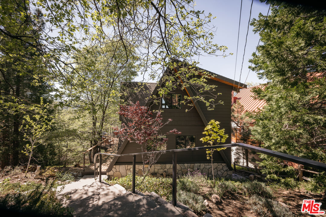 1258 Yukon Ct