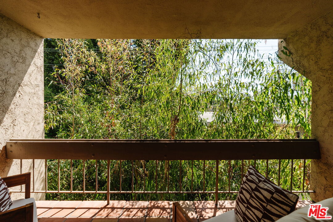 750 N Kings Rd Unit: 315