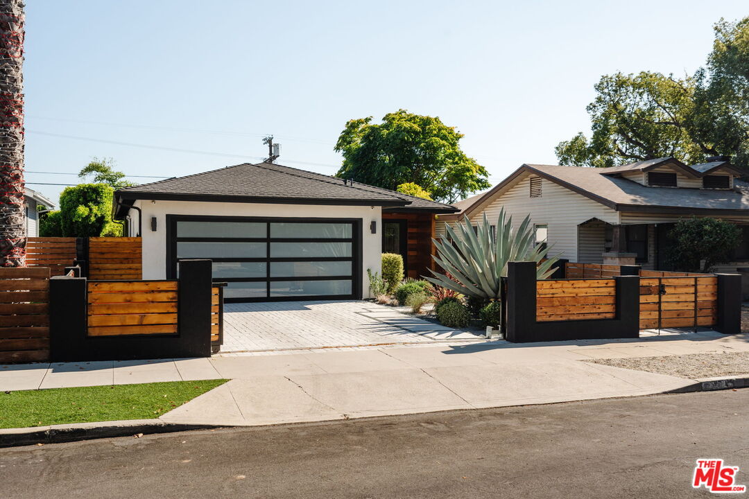5308 Range View Ave