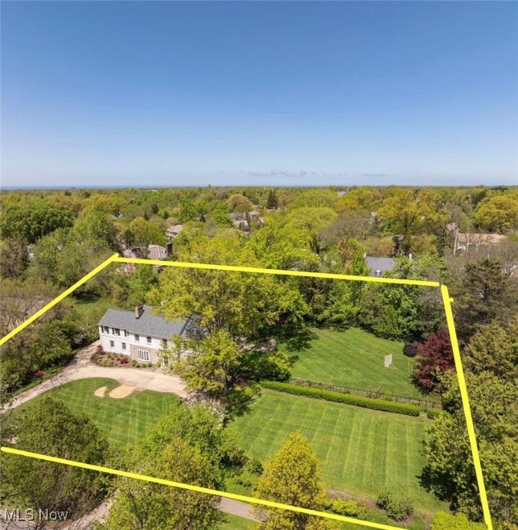 22099 Shaker Boulevard