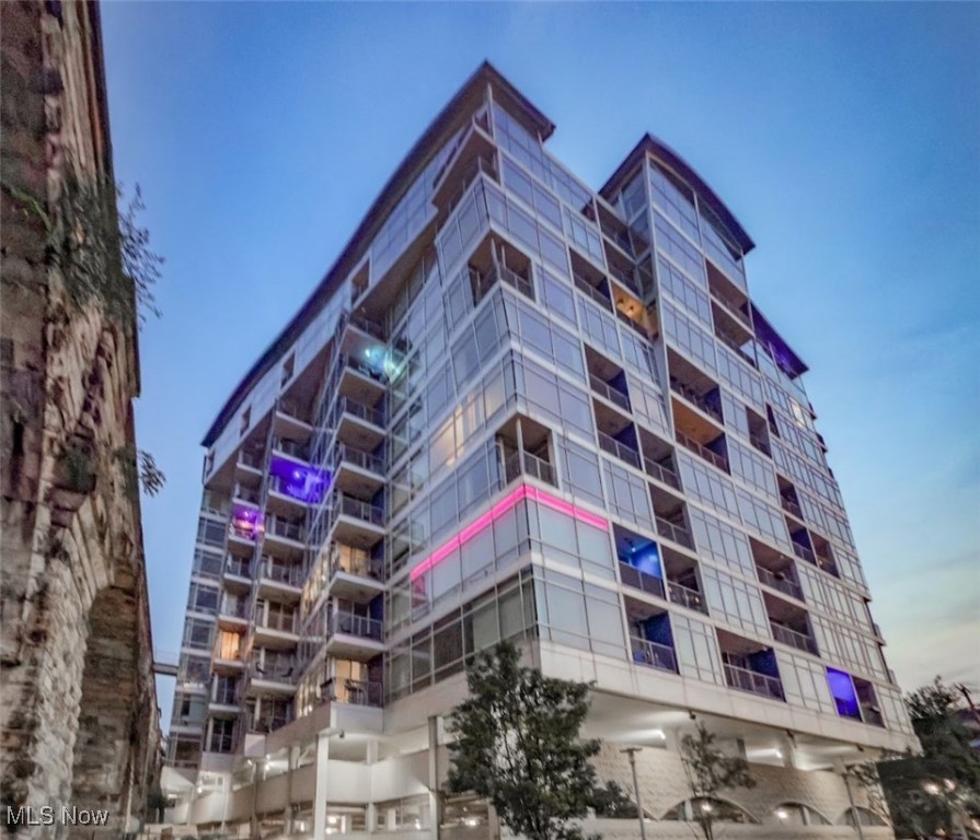 1237 Washington Avenue 1202