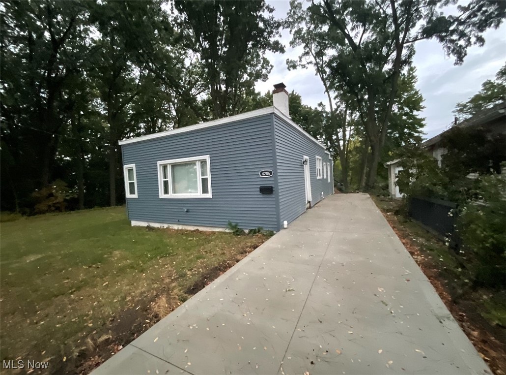 4206 Orchard Park Drive