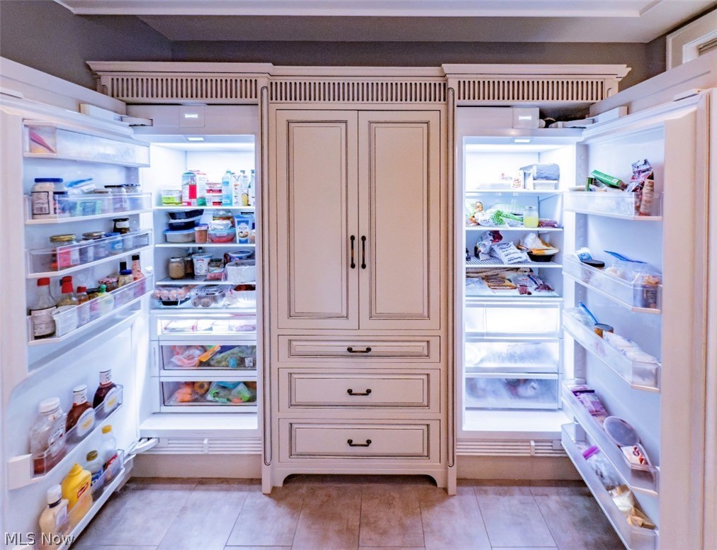 10494 Lake Shore Boulevard