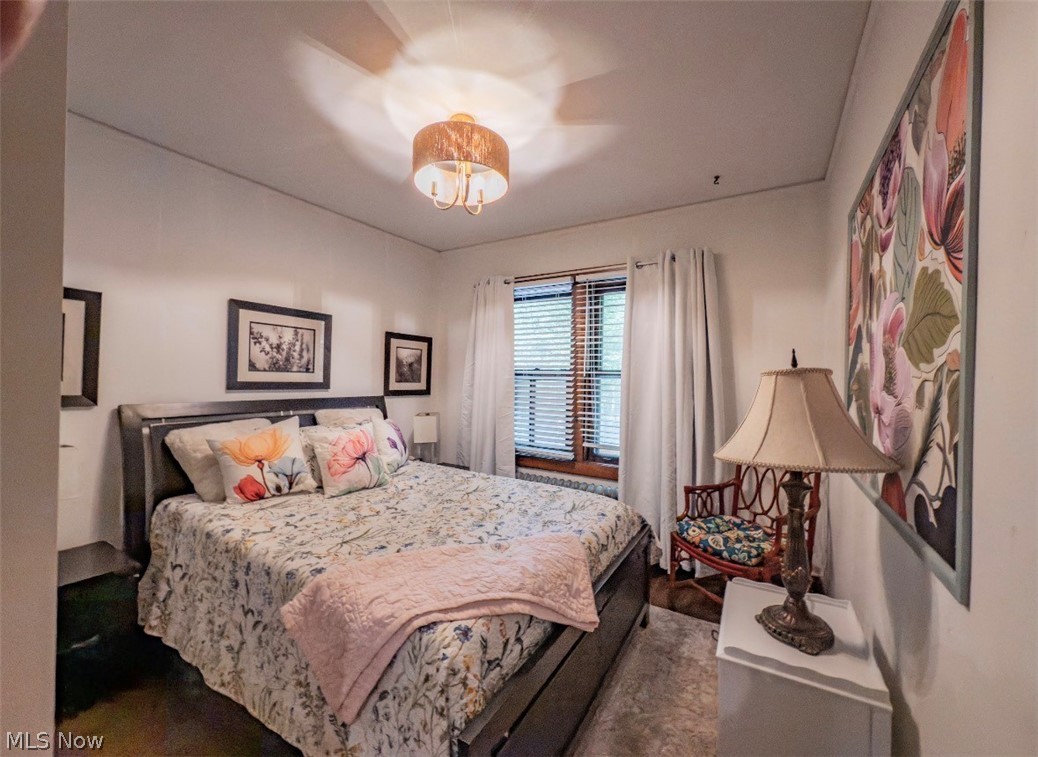 10494 Lake Shore Boulevard