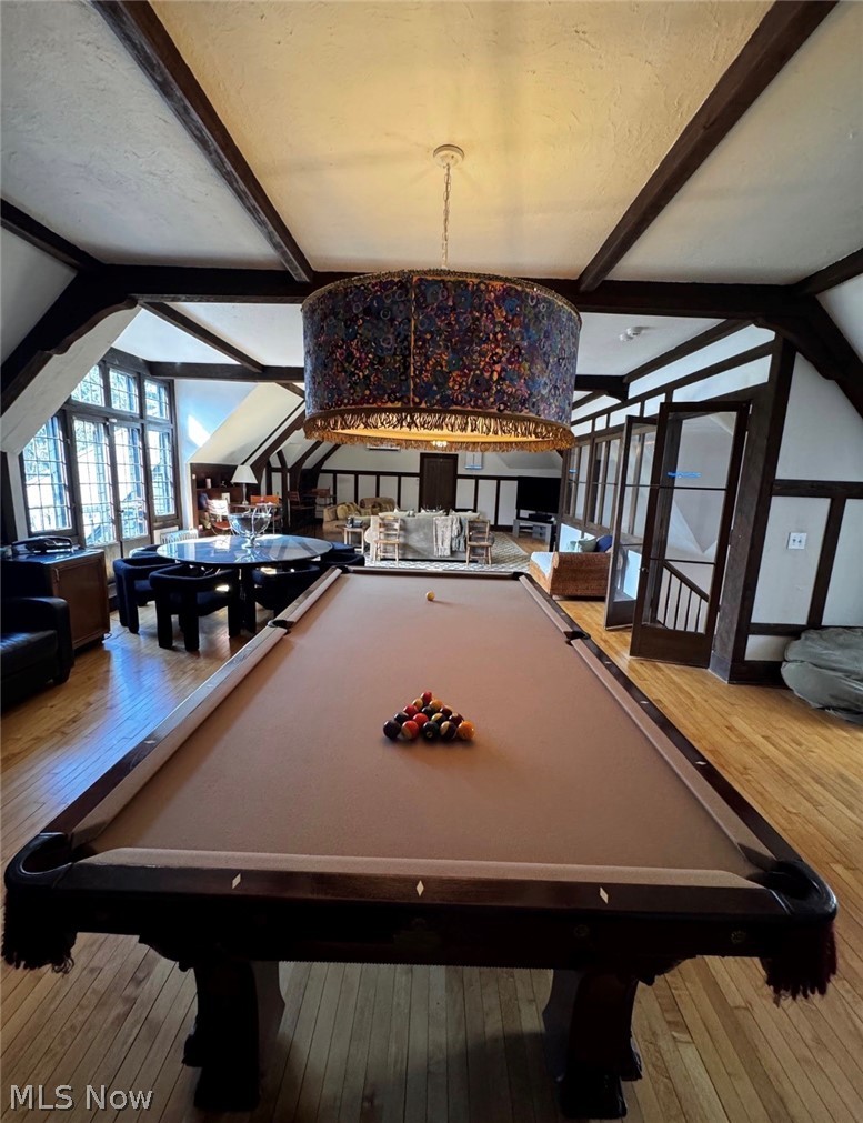 10494 Lake Shore Boulevard