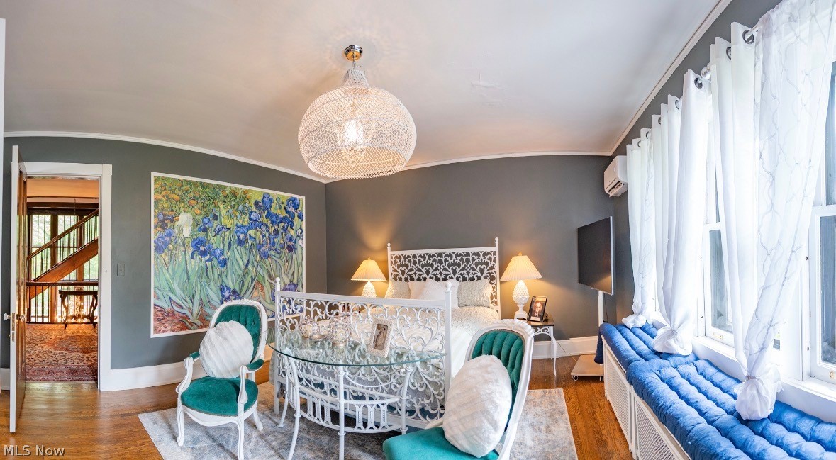 10494 Lake Shore Boulevard