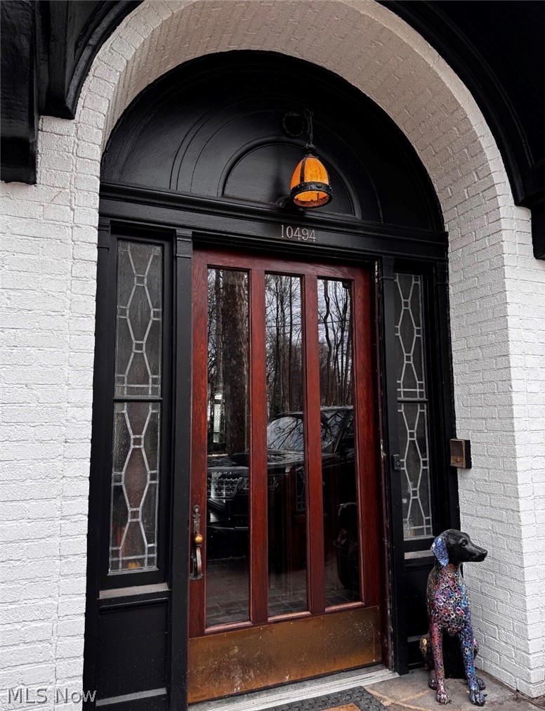 10494 Lake Shore Boulevard