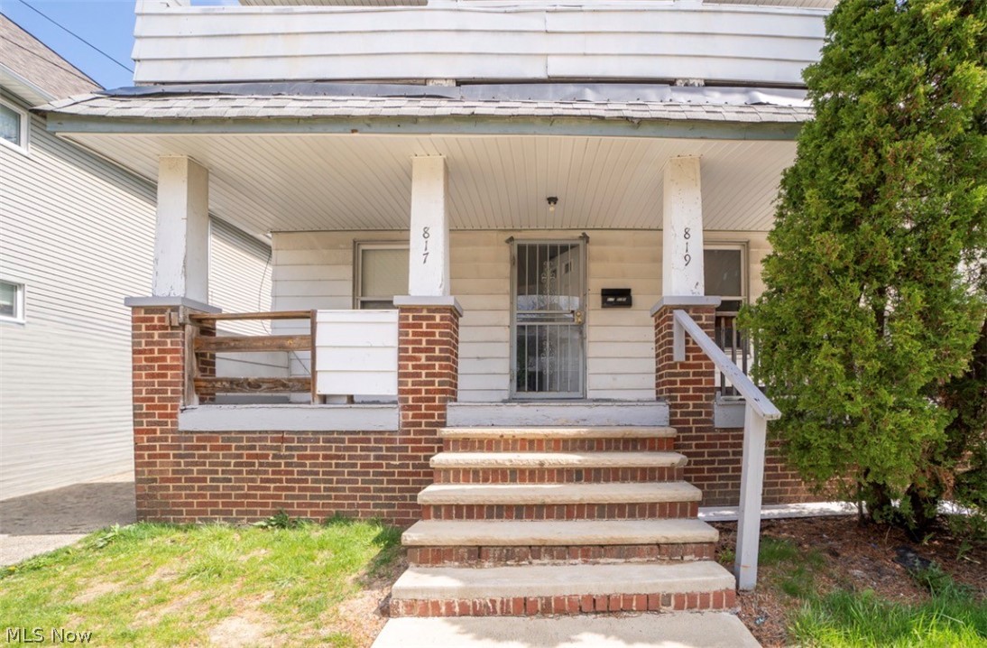 817 Alhambra Road