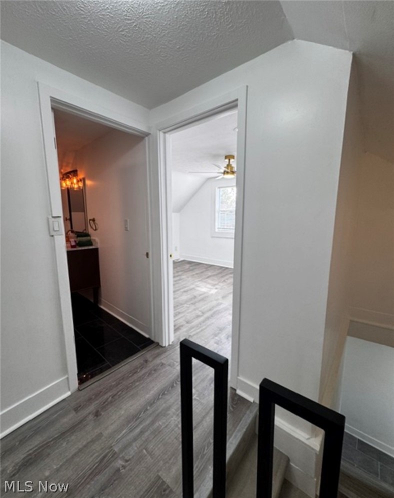 1439 W 52nd Street