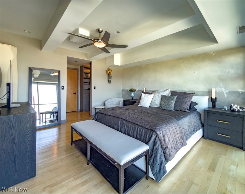 701 W Lakeside Avenue 503