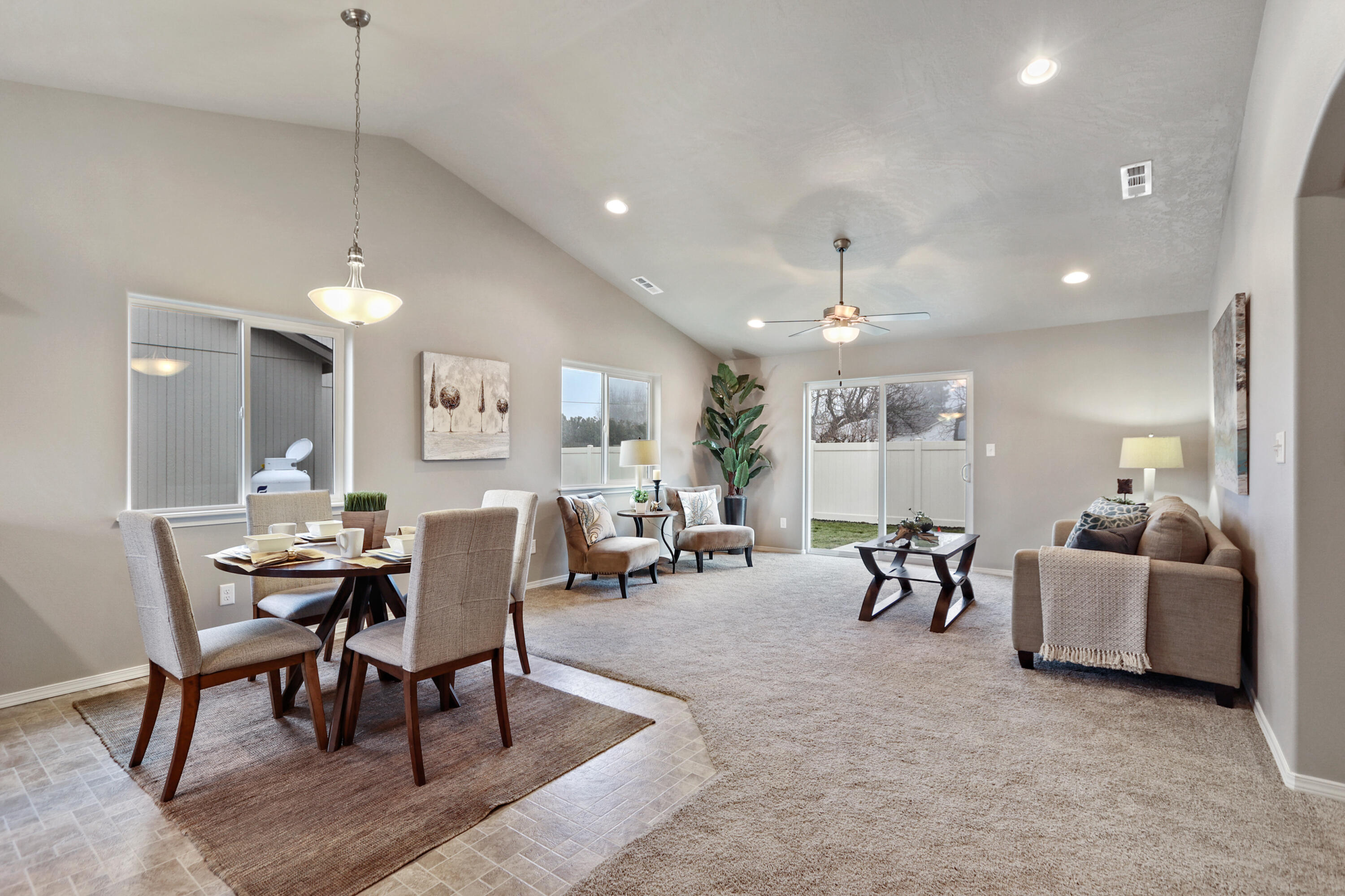 3181 NW Dogwood Avenue Unit: 33