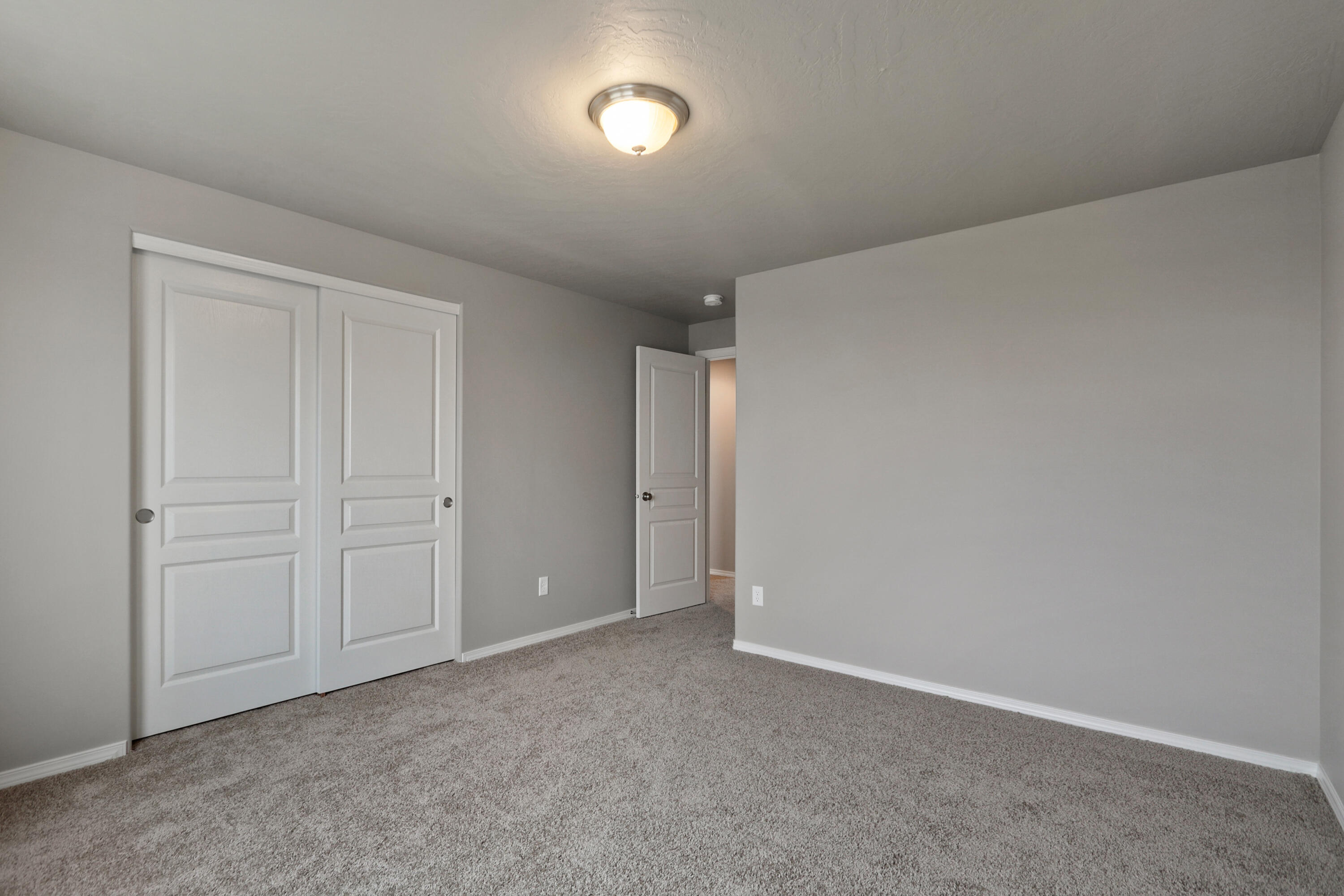 3181 NW Dogwood Avenue Unit: 33