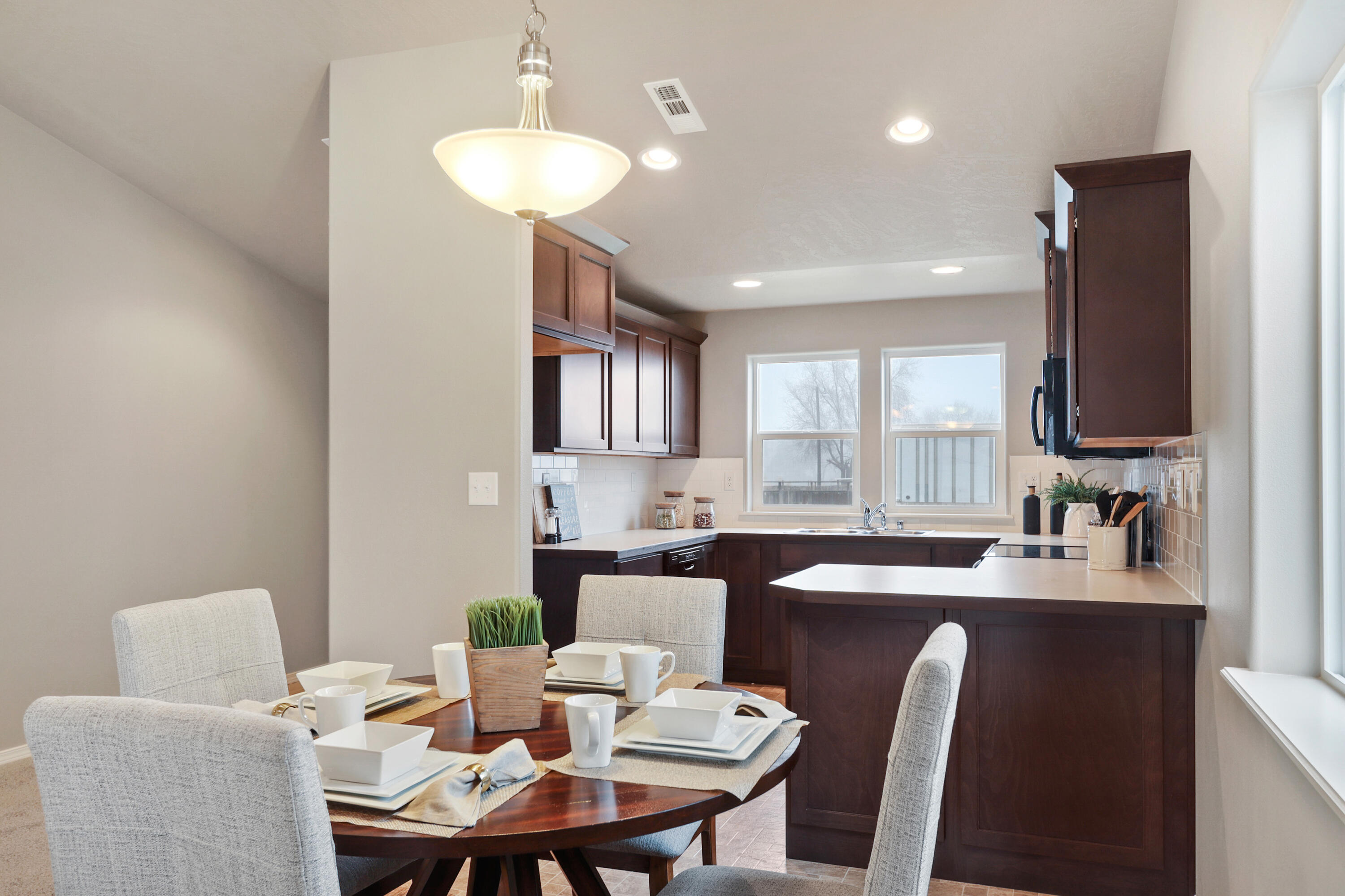 3181 NW Dogwood Avenue Unit: 33