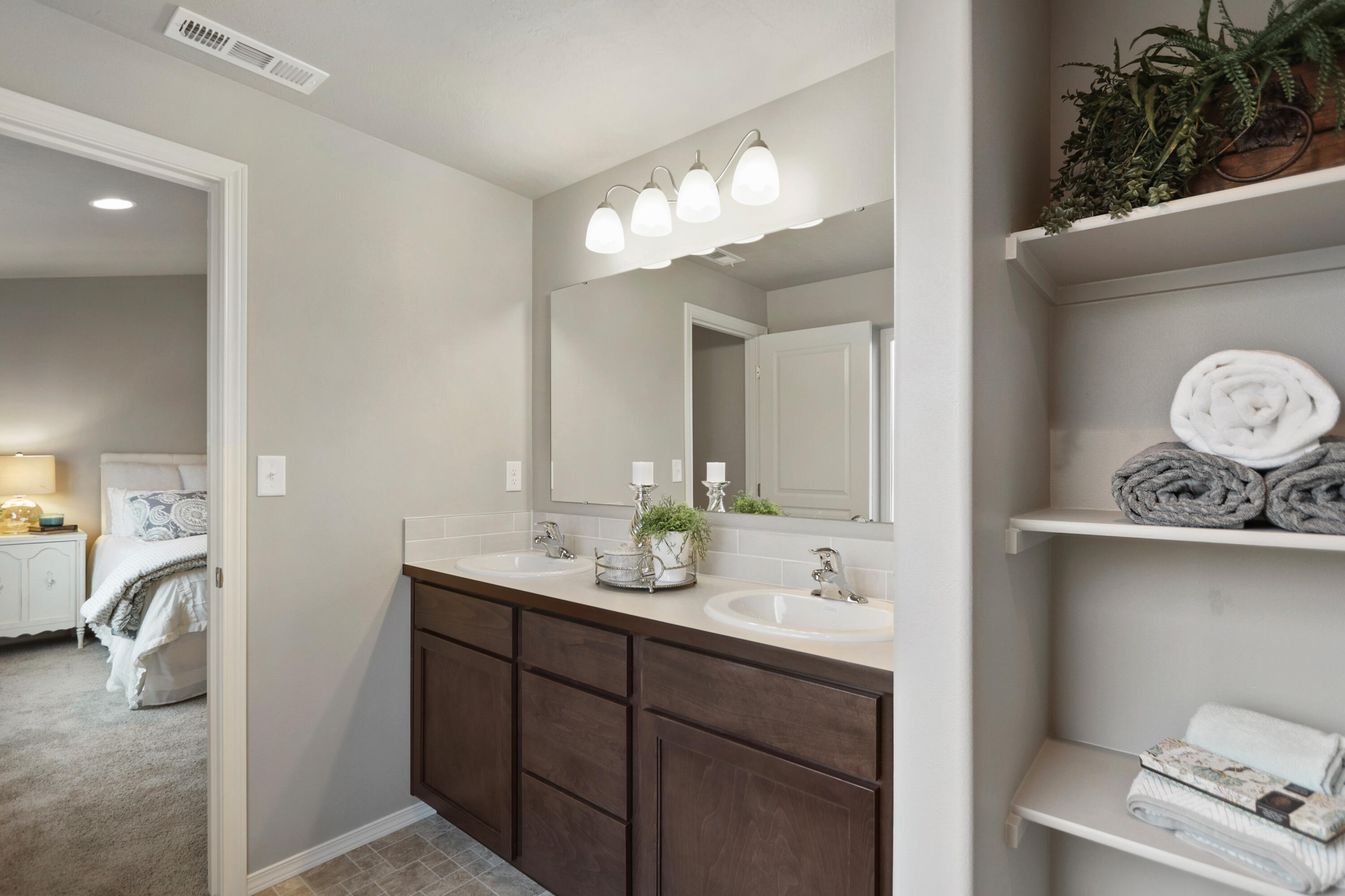 3181 NW Dogwood Avenue Unit: 33