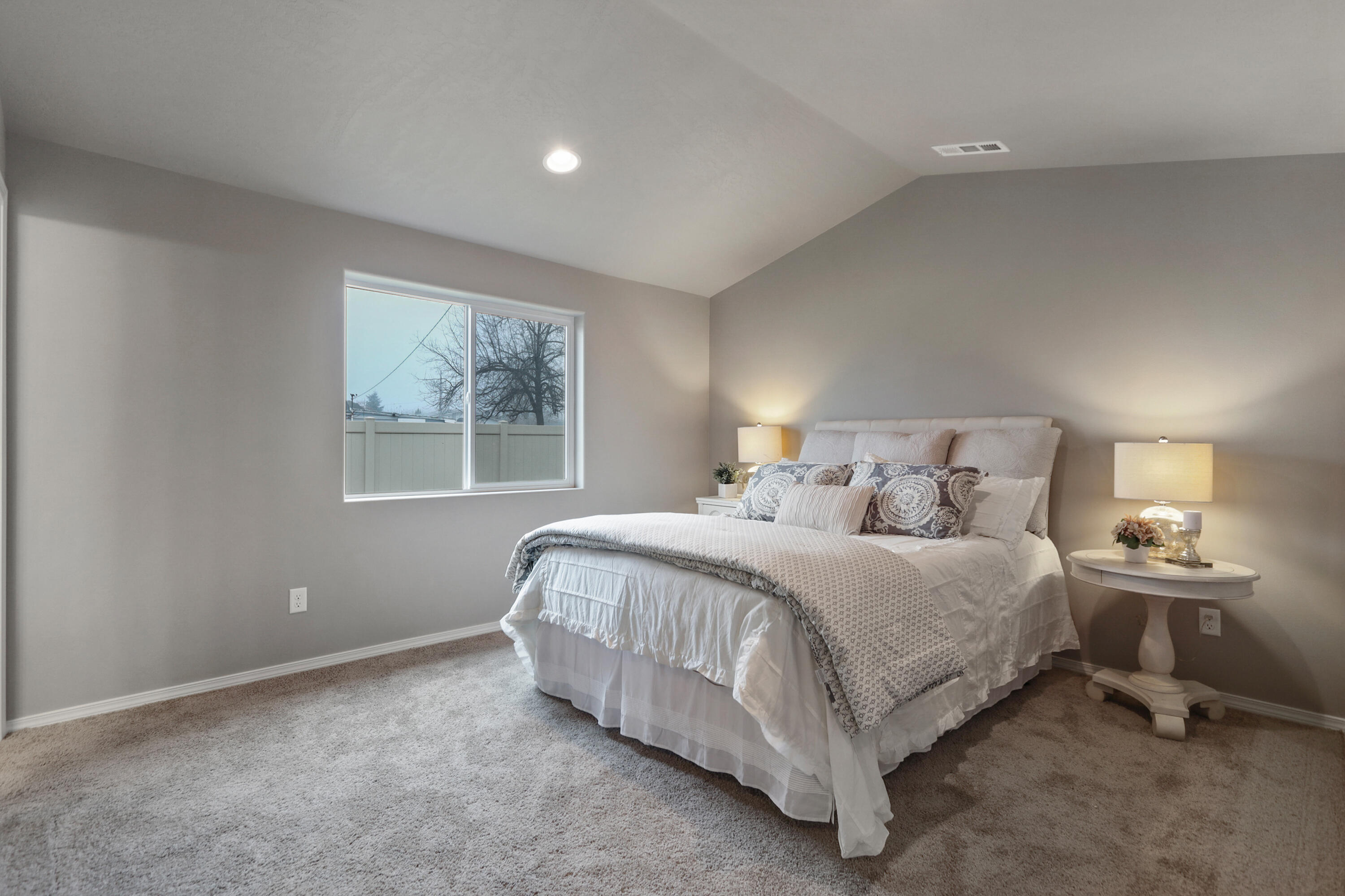3181 NW Dogwood Avenue Unit: 33