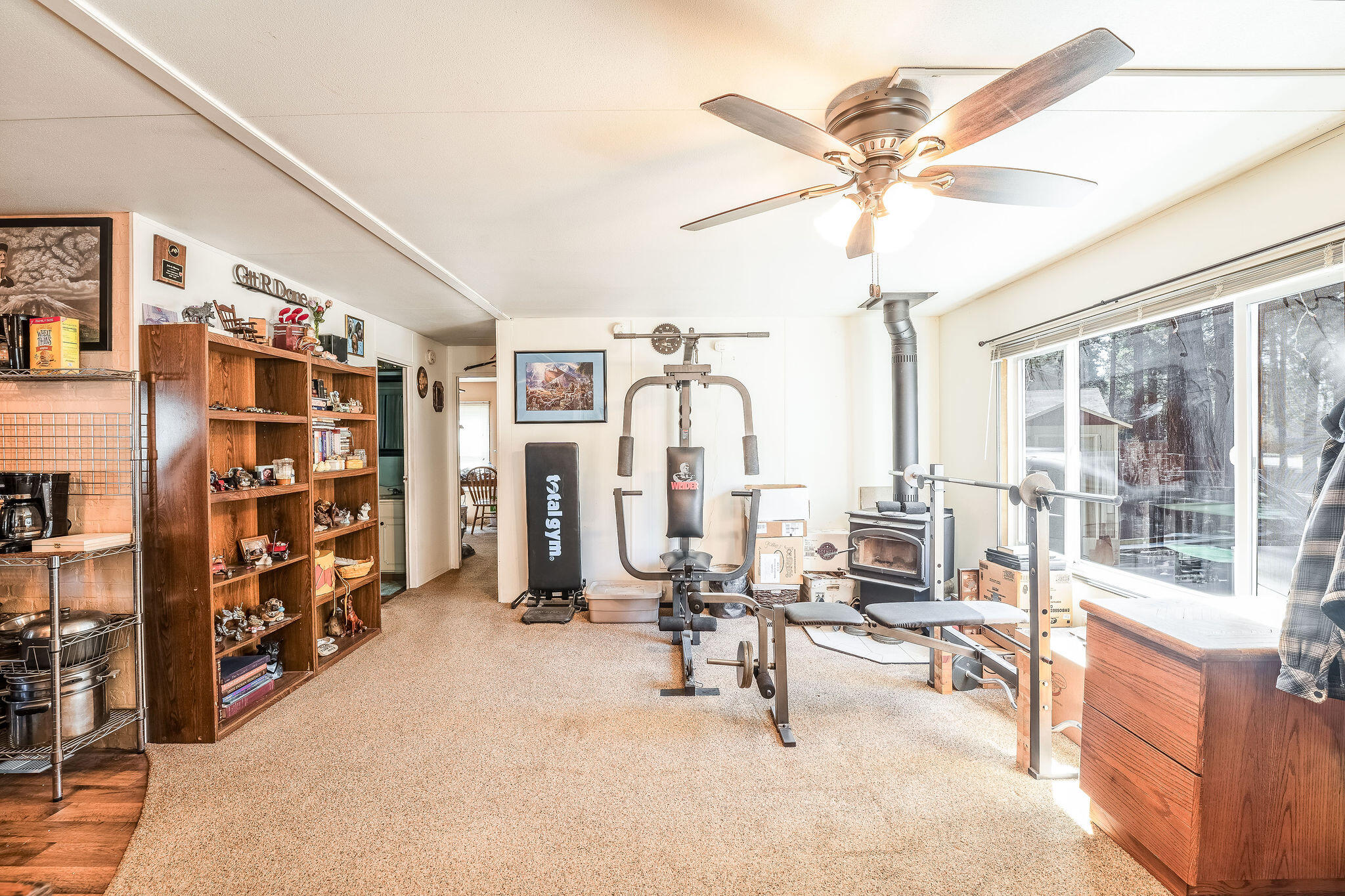 290 W Black Crater Avenue
