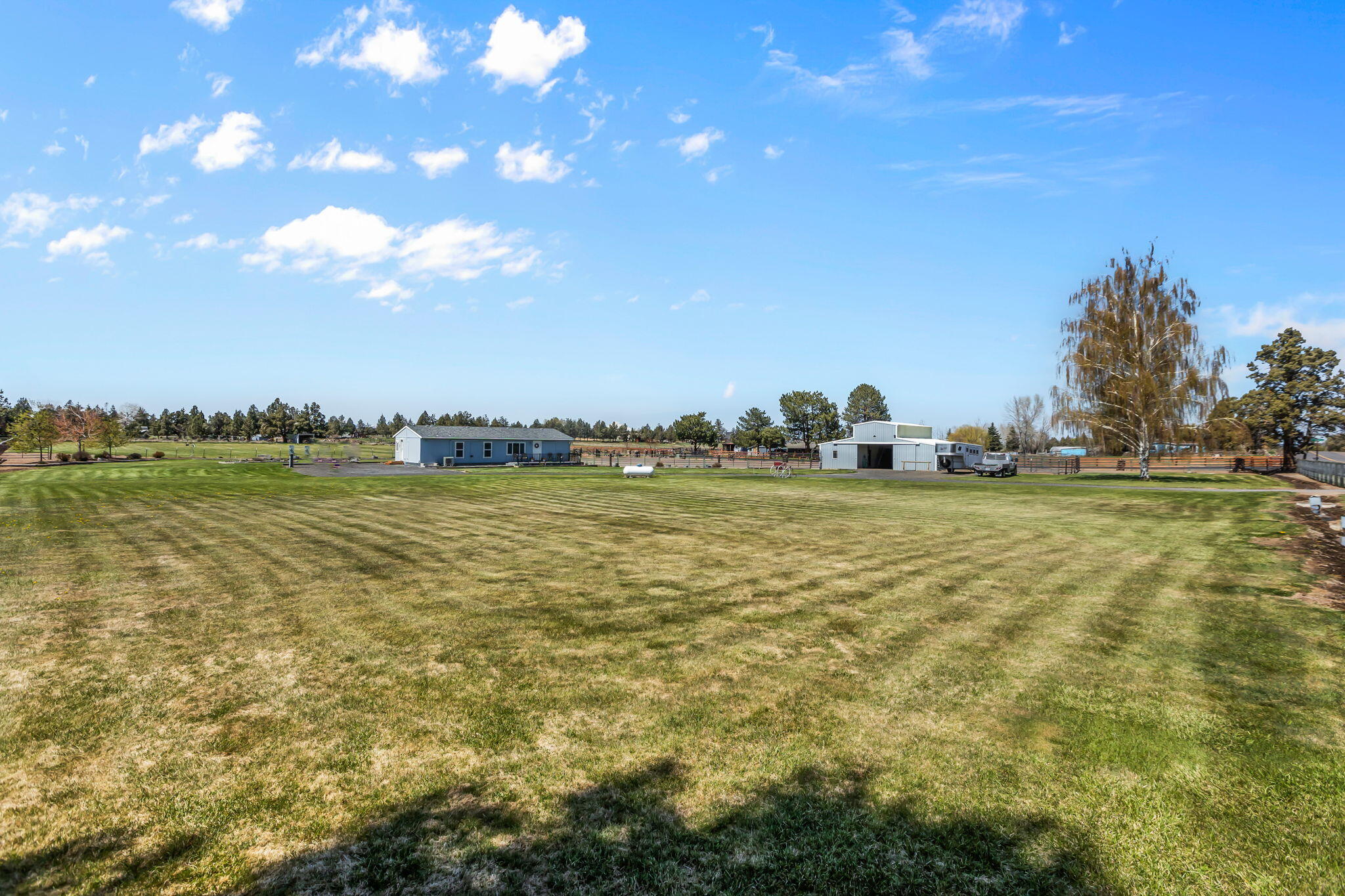 2737 NW 35th Street