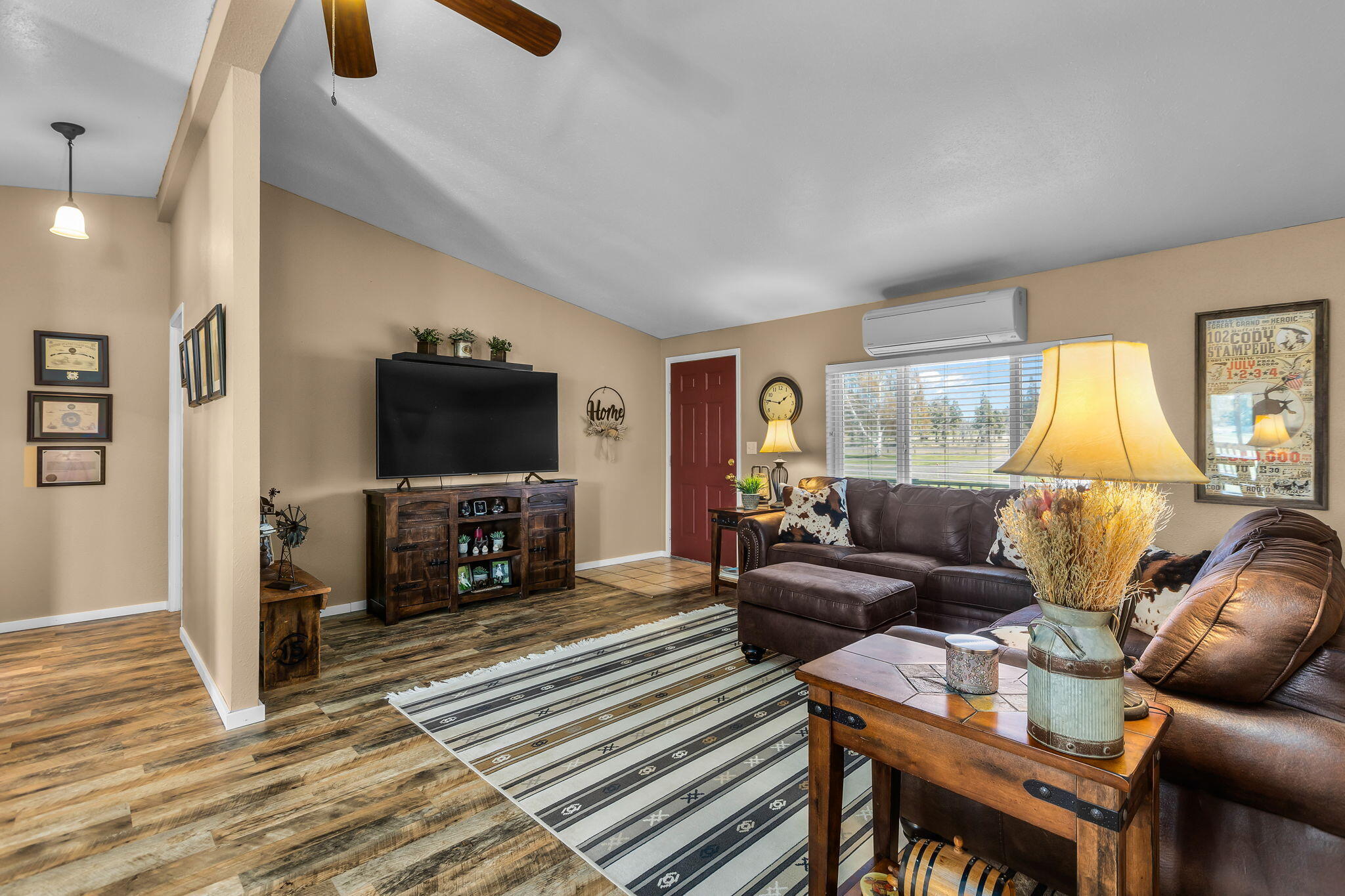 2737 NW 35th Street