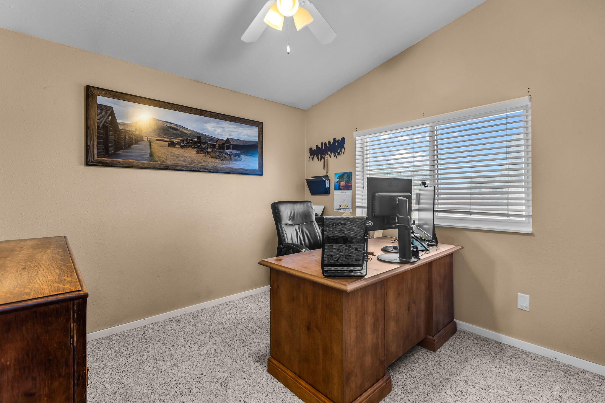 2737 NW 35th Street