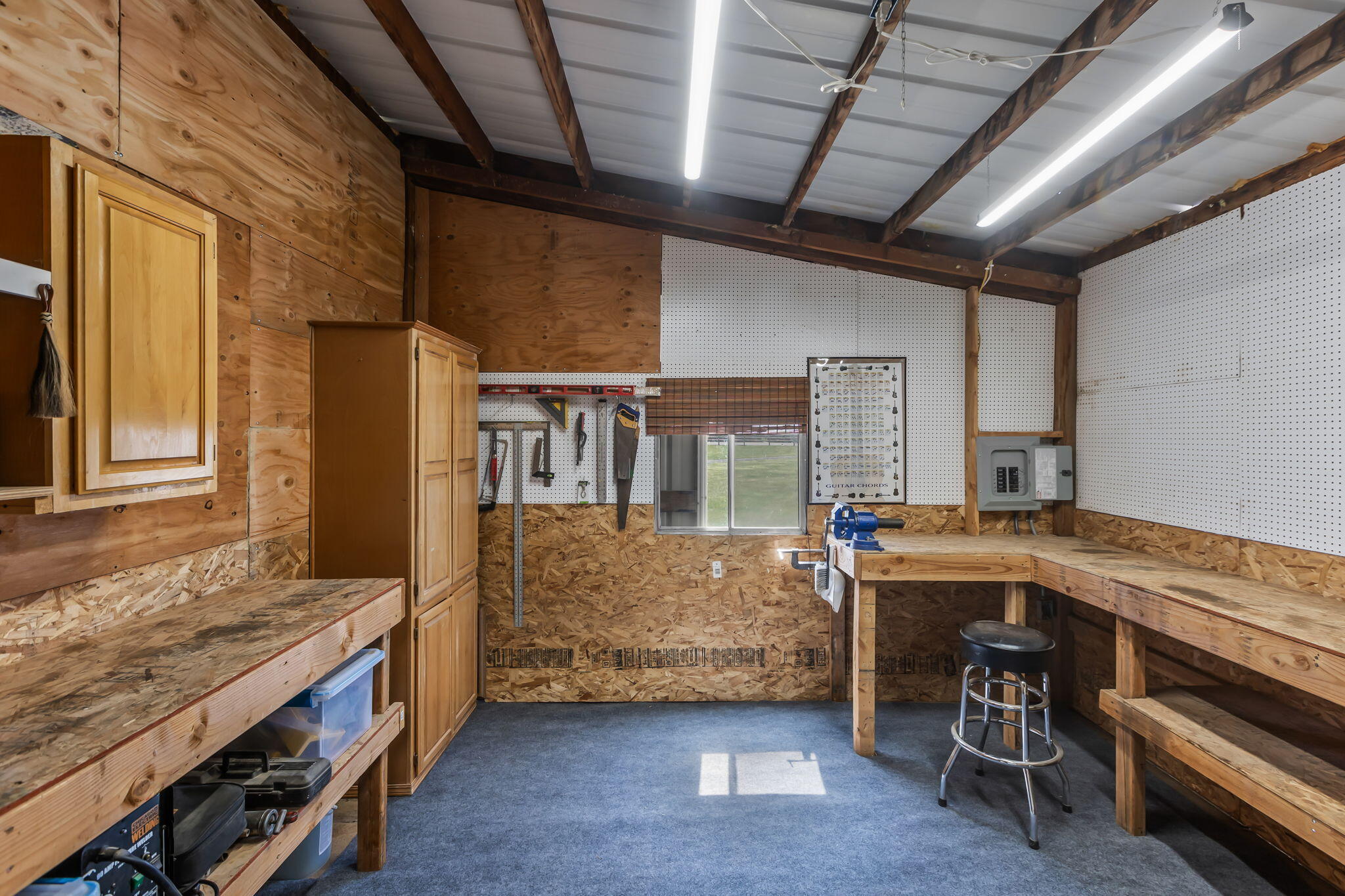 2737 NW 35th Street