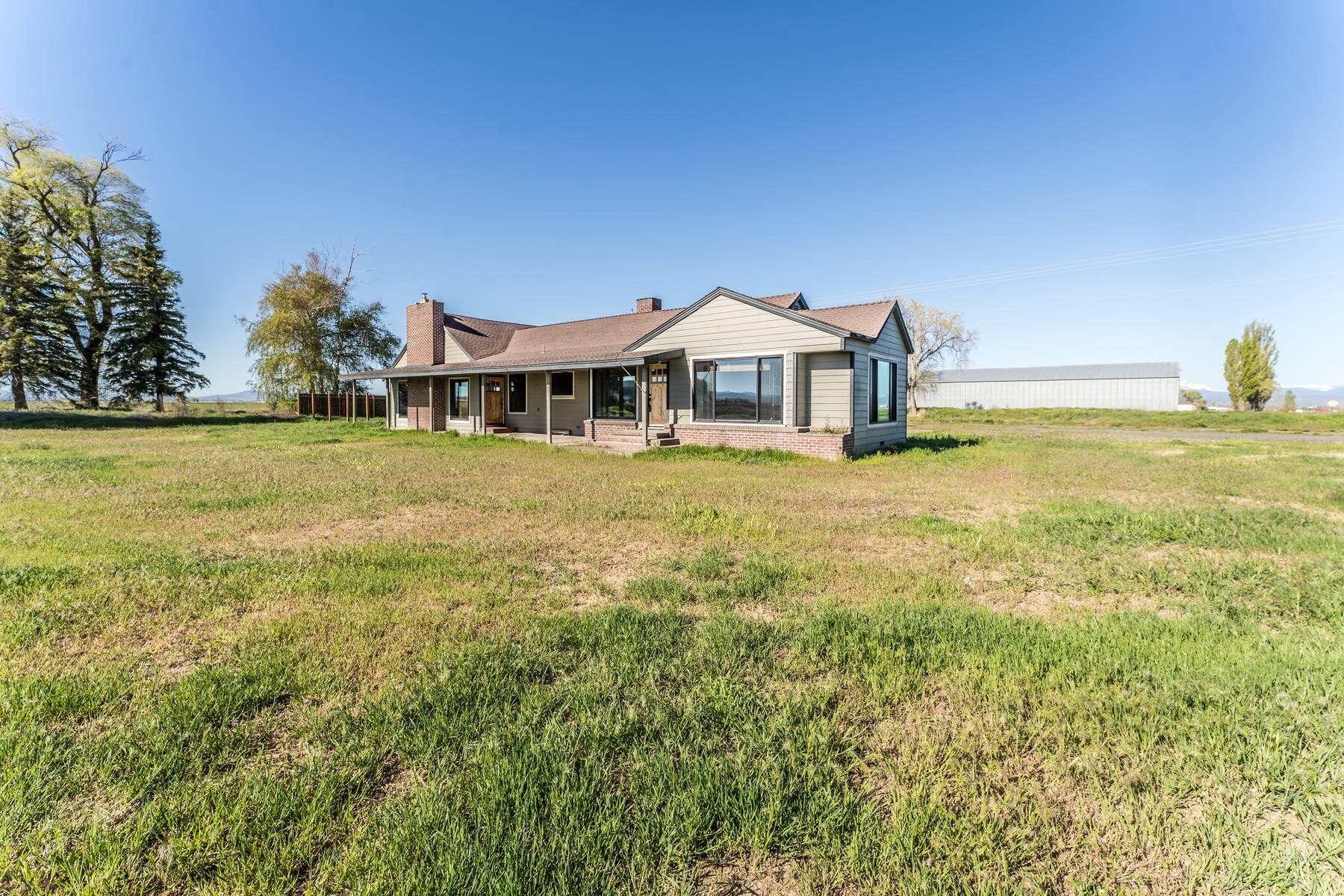 1181 NW Elm Lane