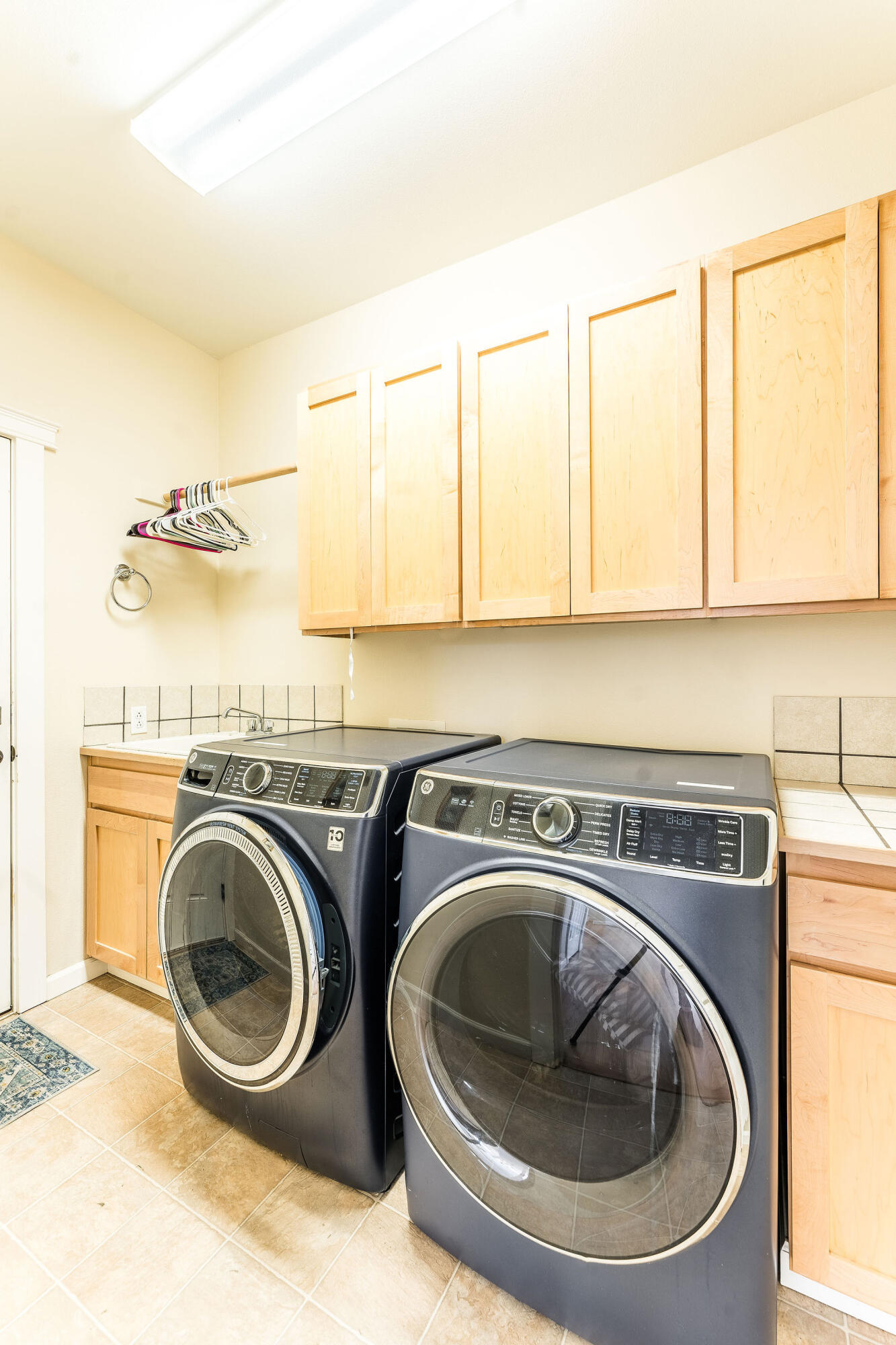 3508 SW 35th Place
