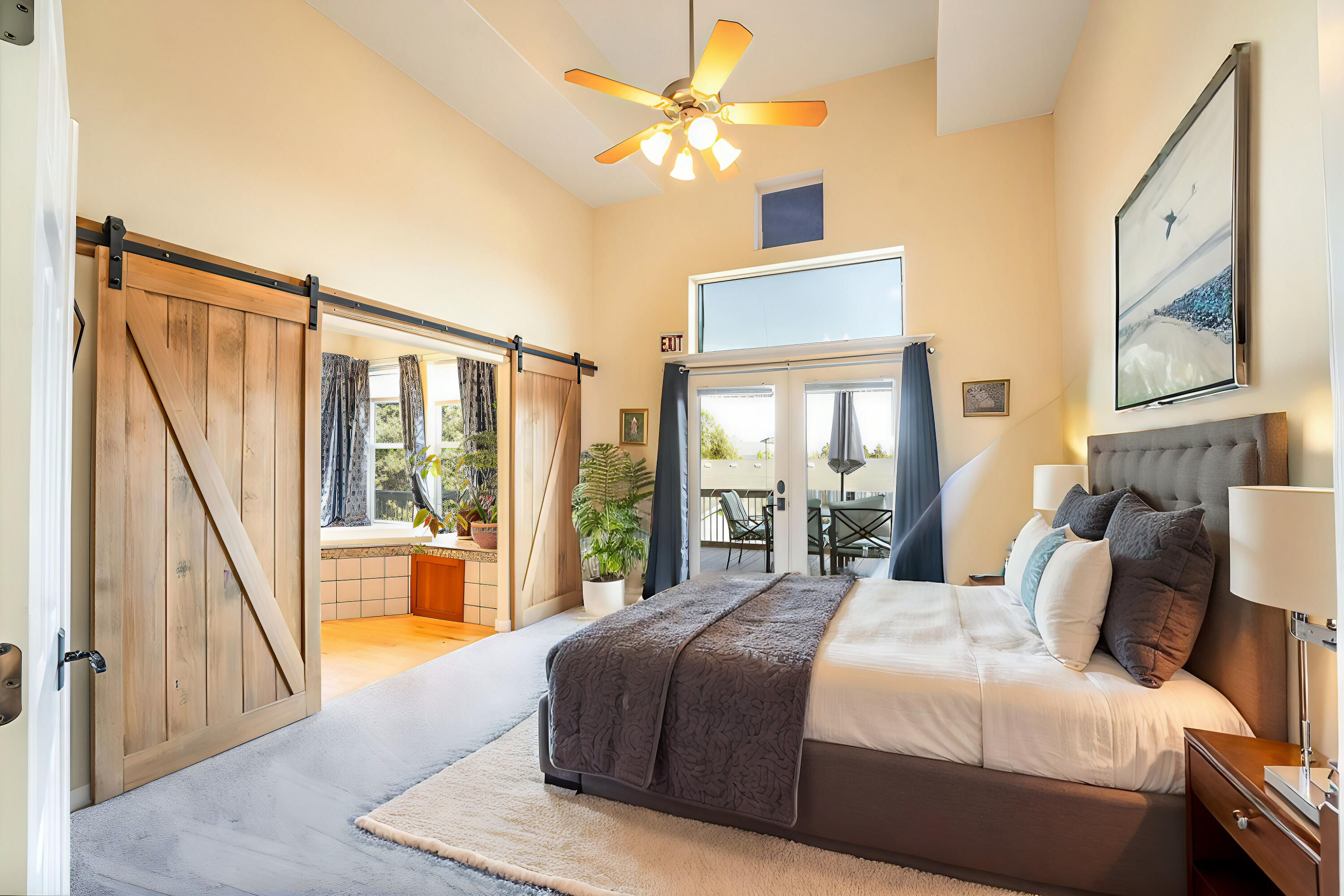 3508 SW 35th Place