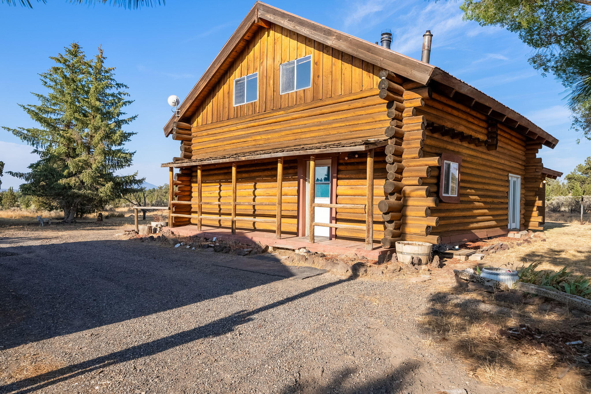 15857 Twin Lakes Road