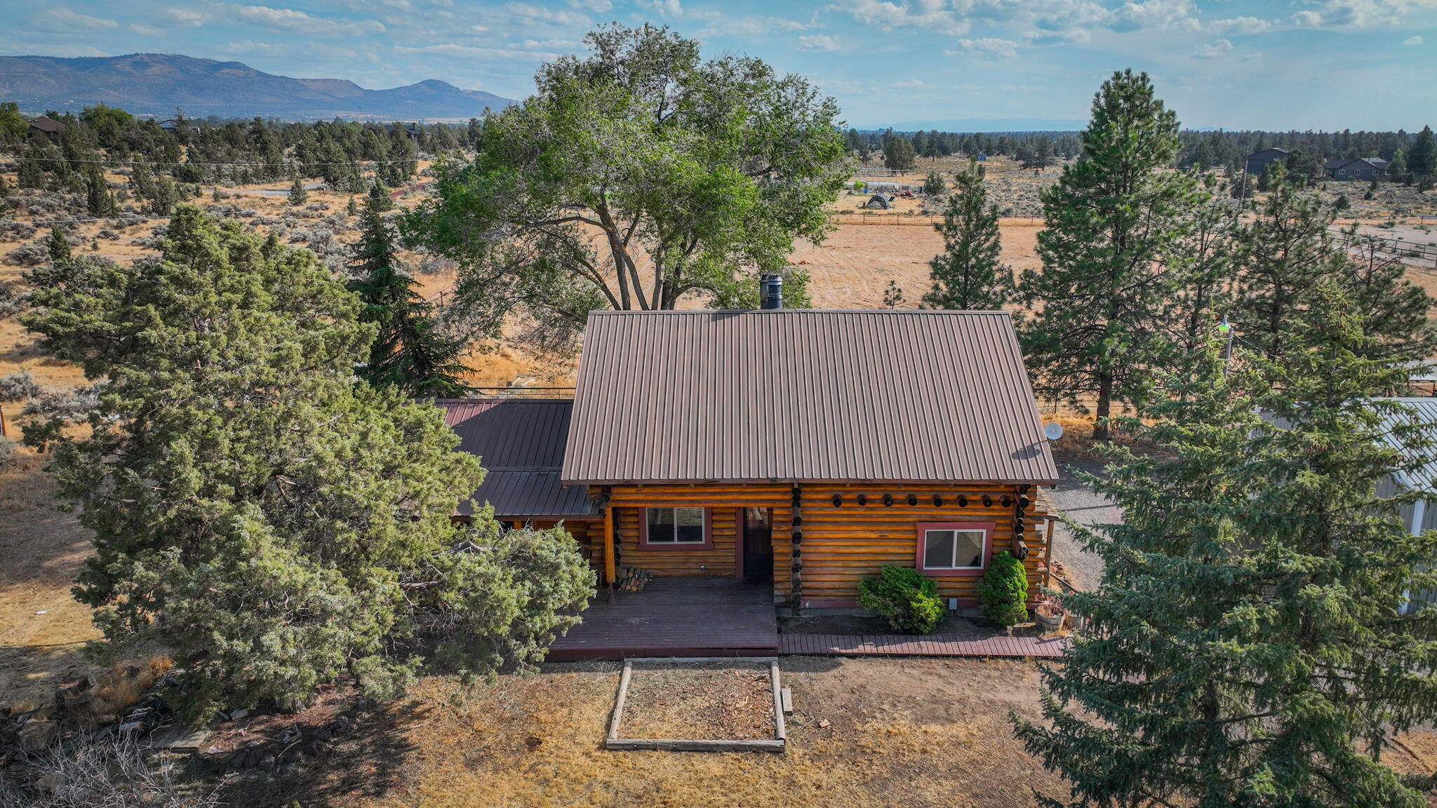 15857 Twin Lakes Road