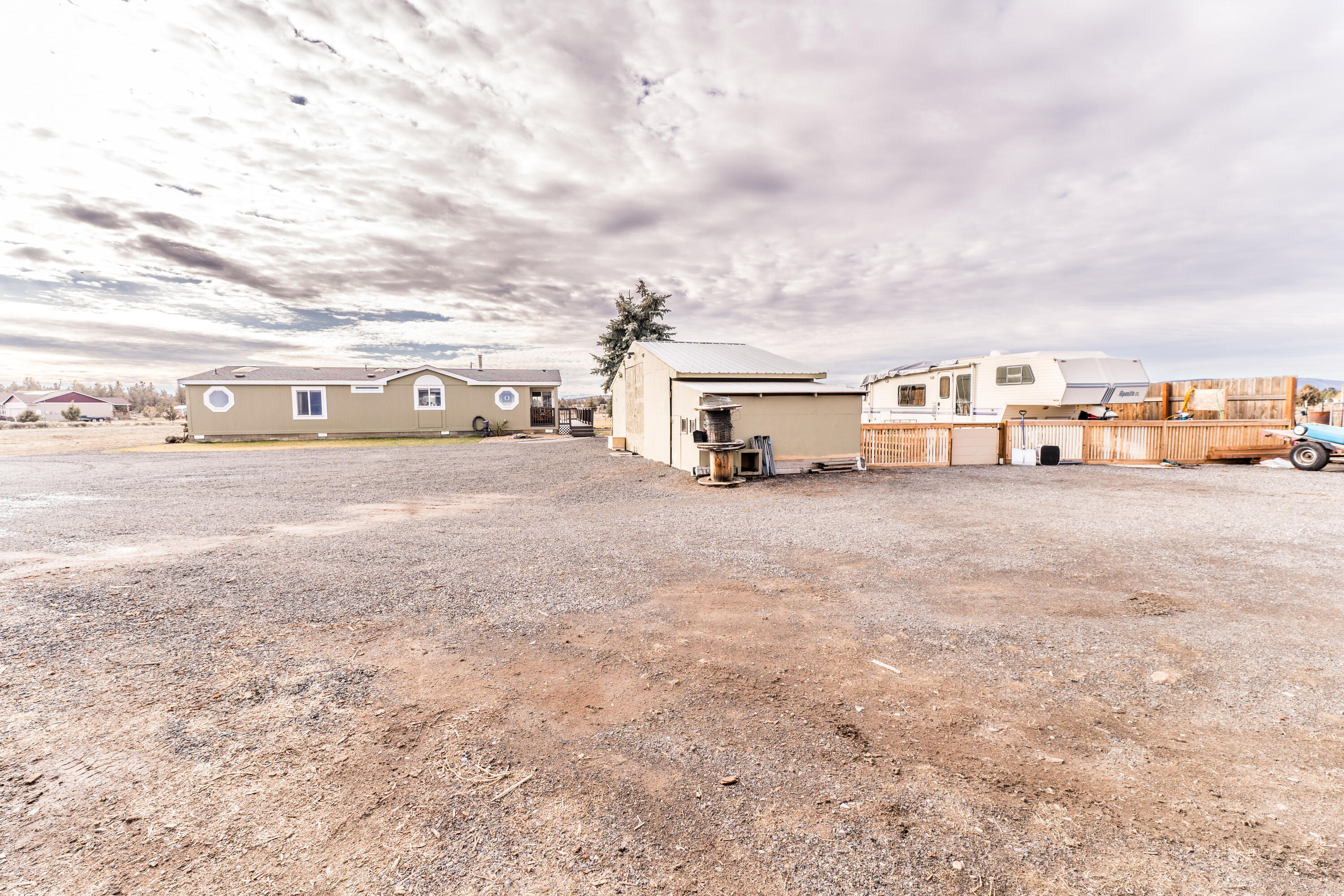 7122 SW Sparrow Drive