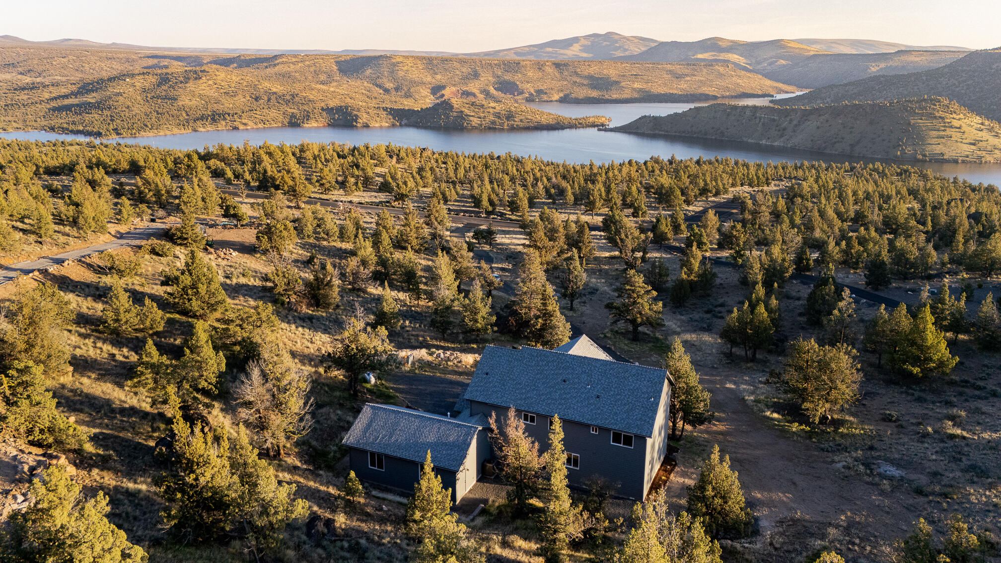 9889 SE Pavati Drive