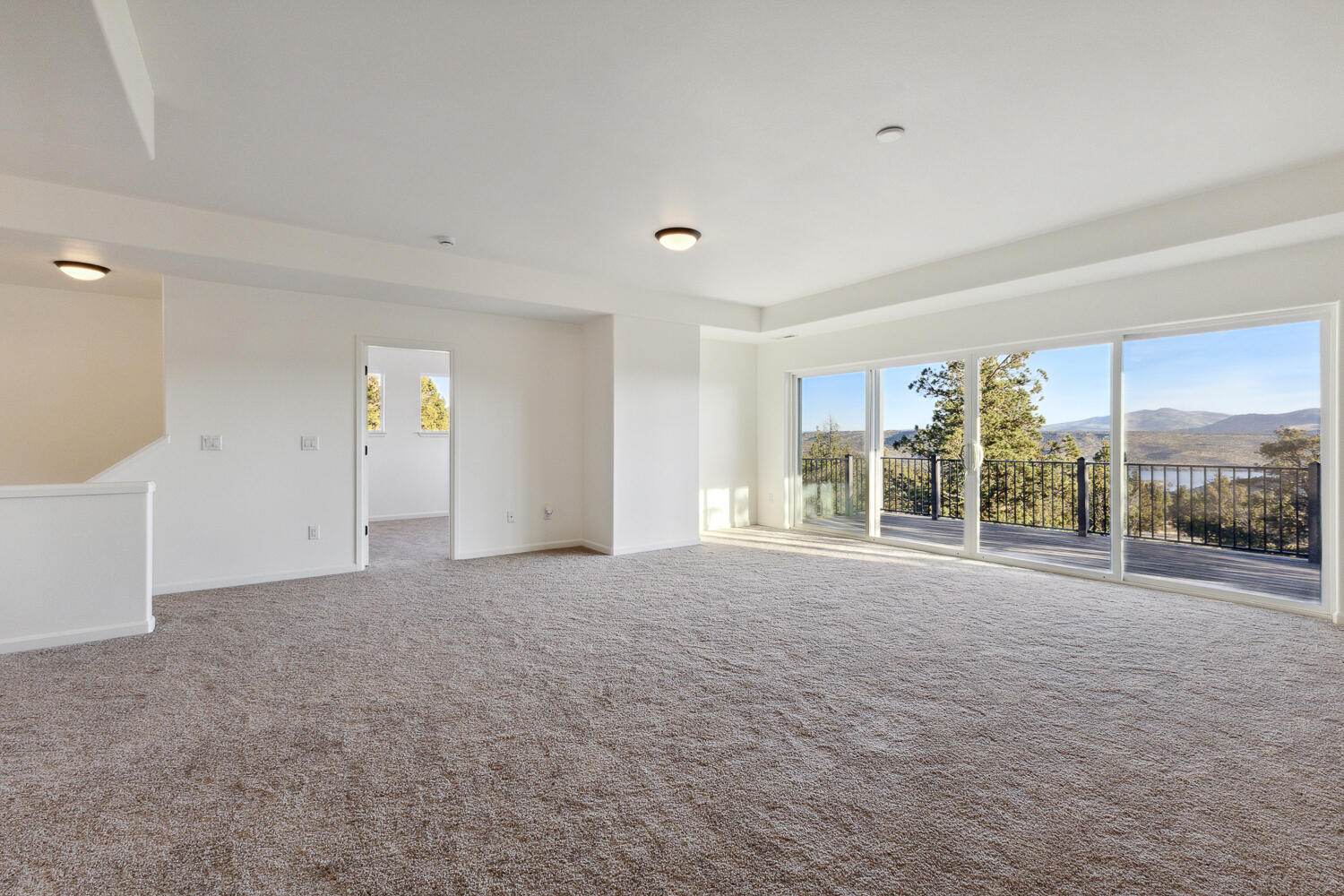 9889 SE Pavati Drive