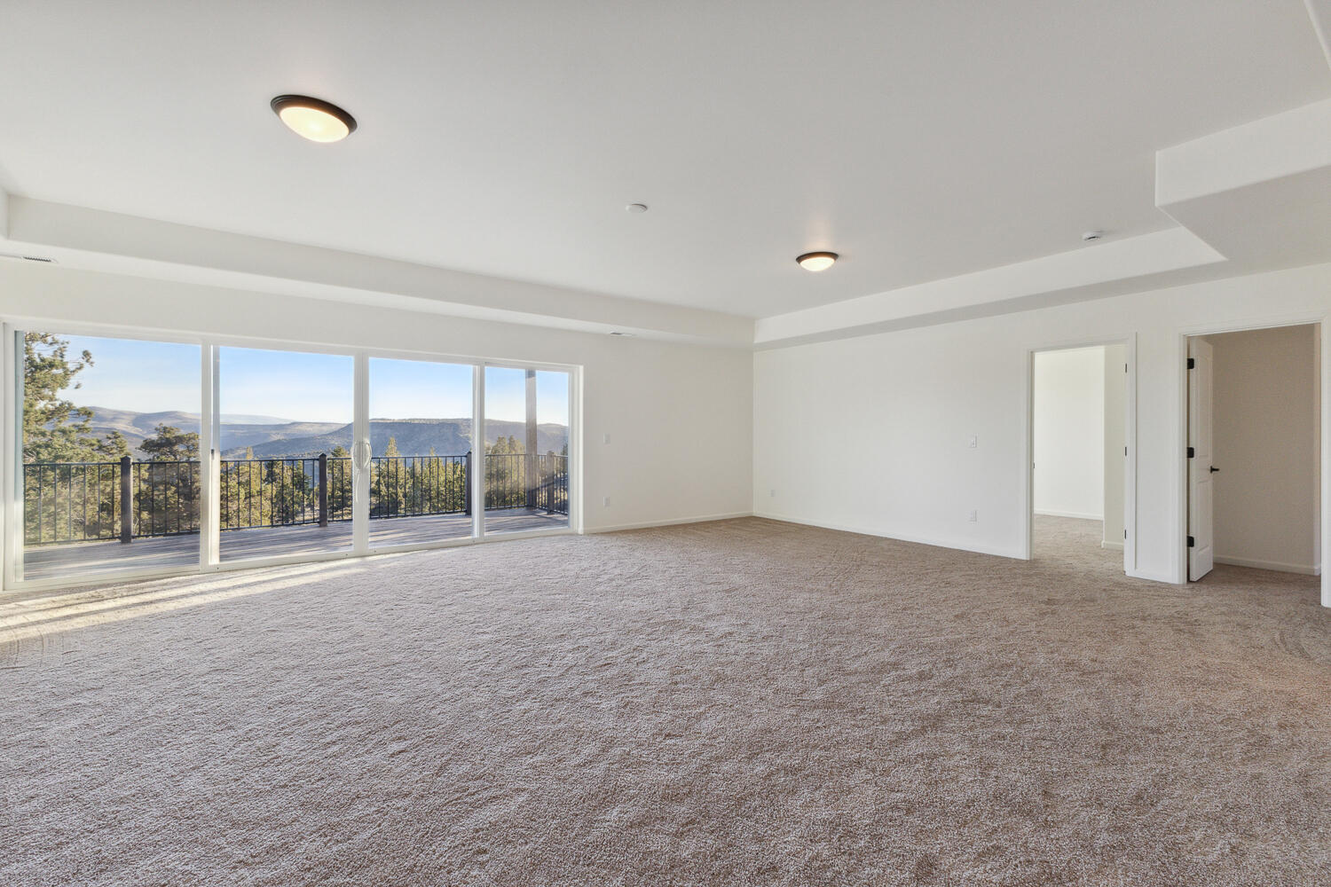 9889 SE Pavati Drive