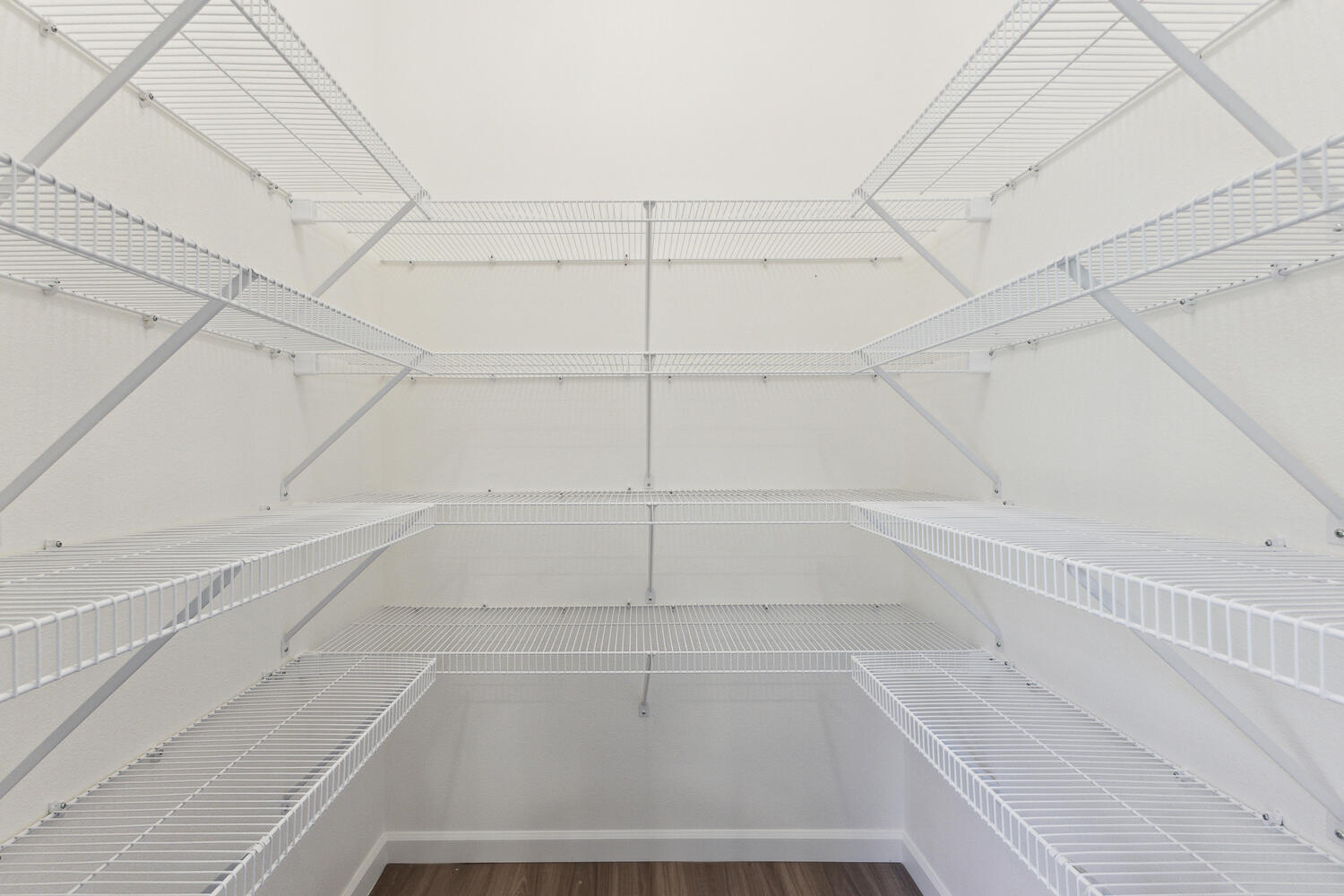 9889 SE Pavati Drive