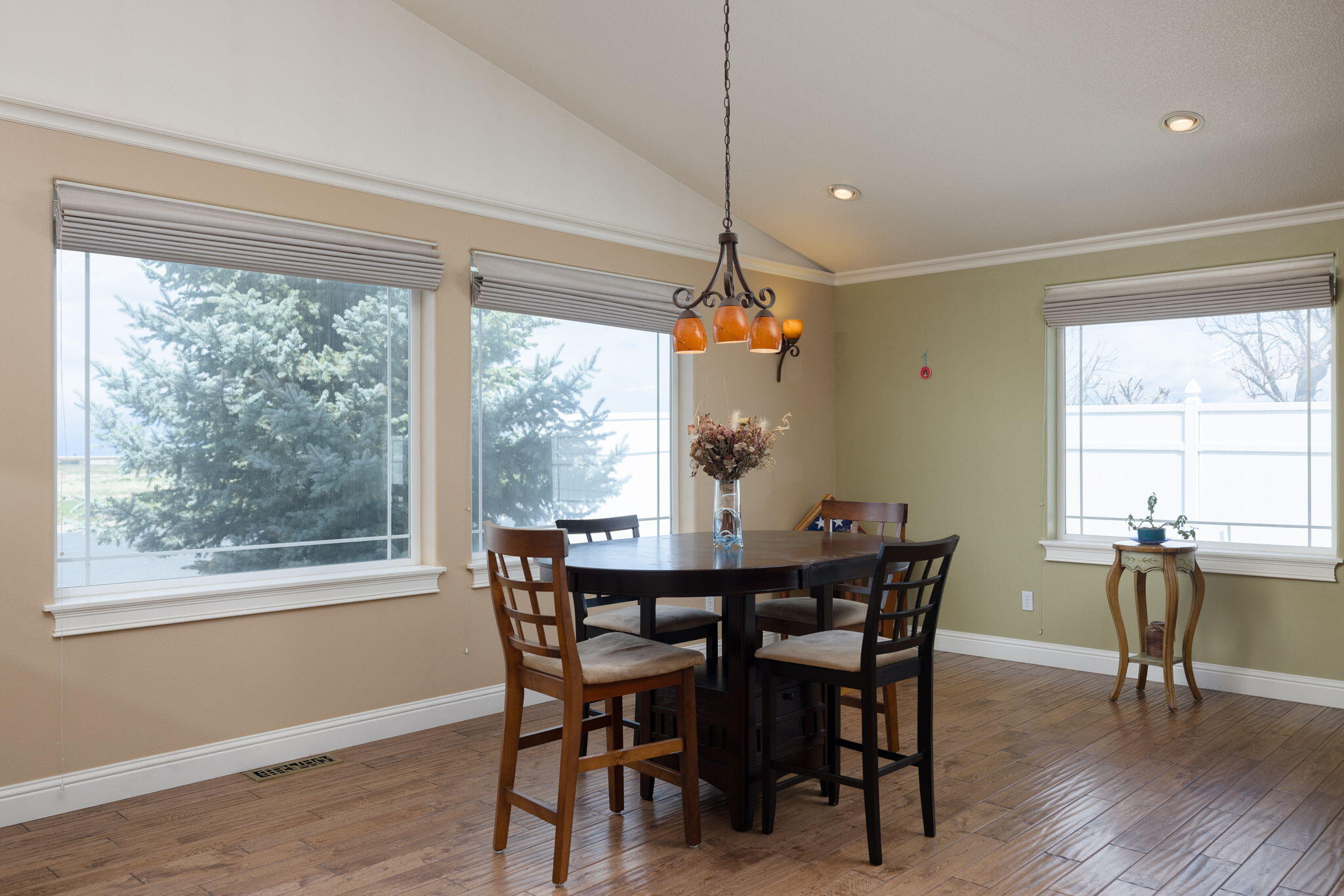 200 Ridgeview Drive