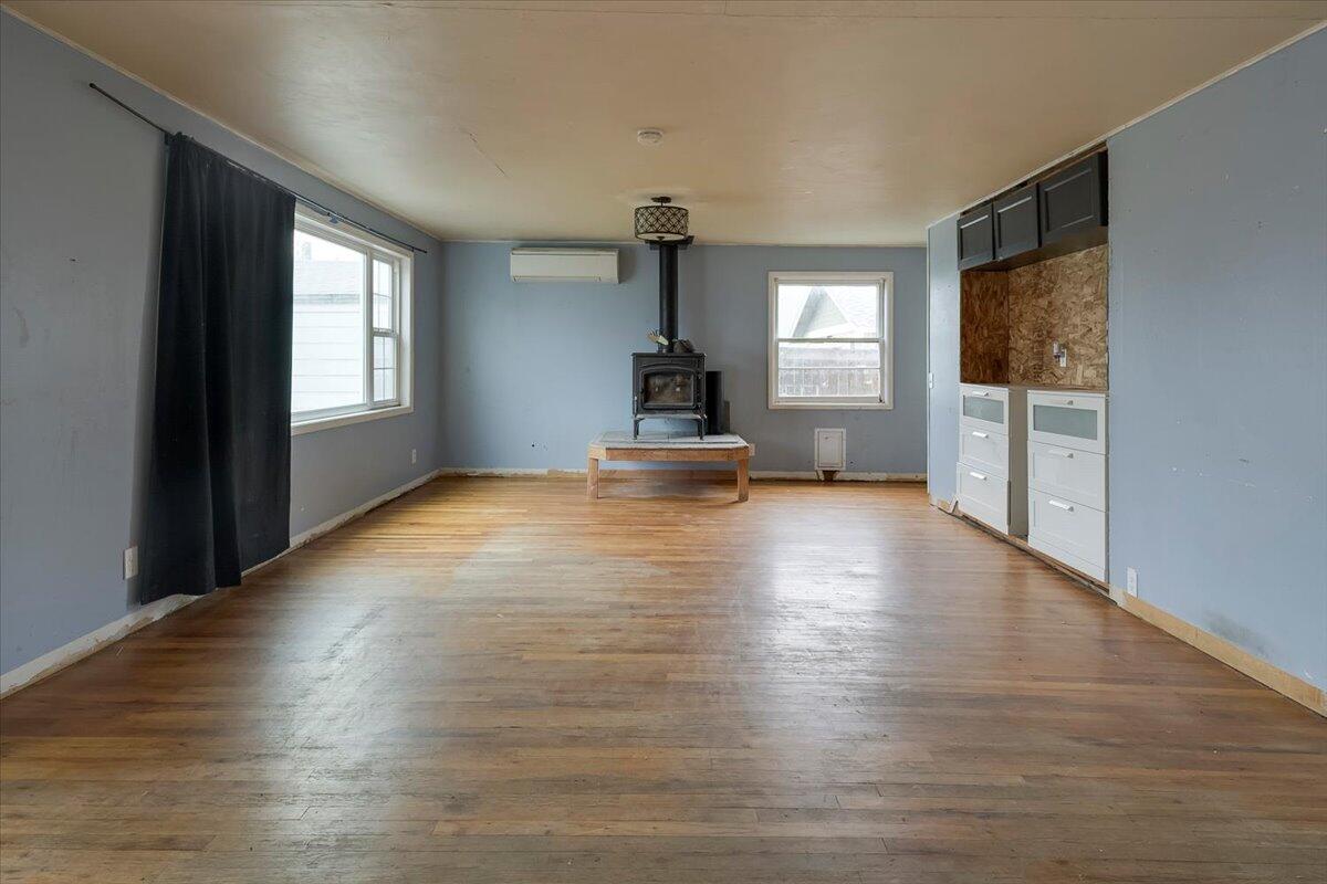 136 SW 2nd Street
