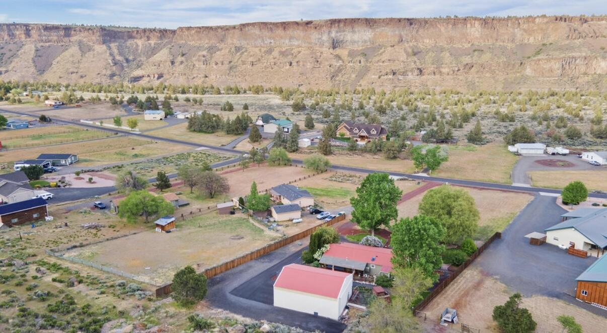 11564 SW Horny Hollow Trail