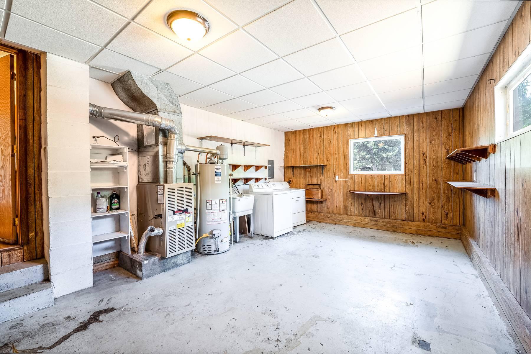 834 NE 11th Street