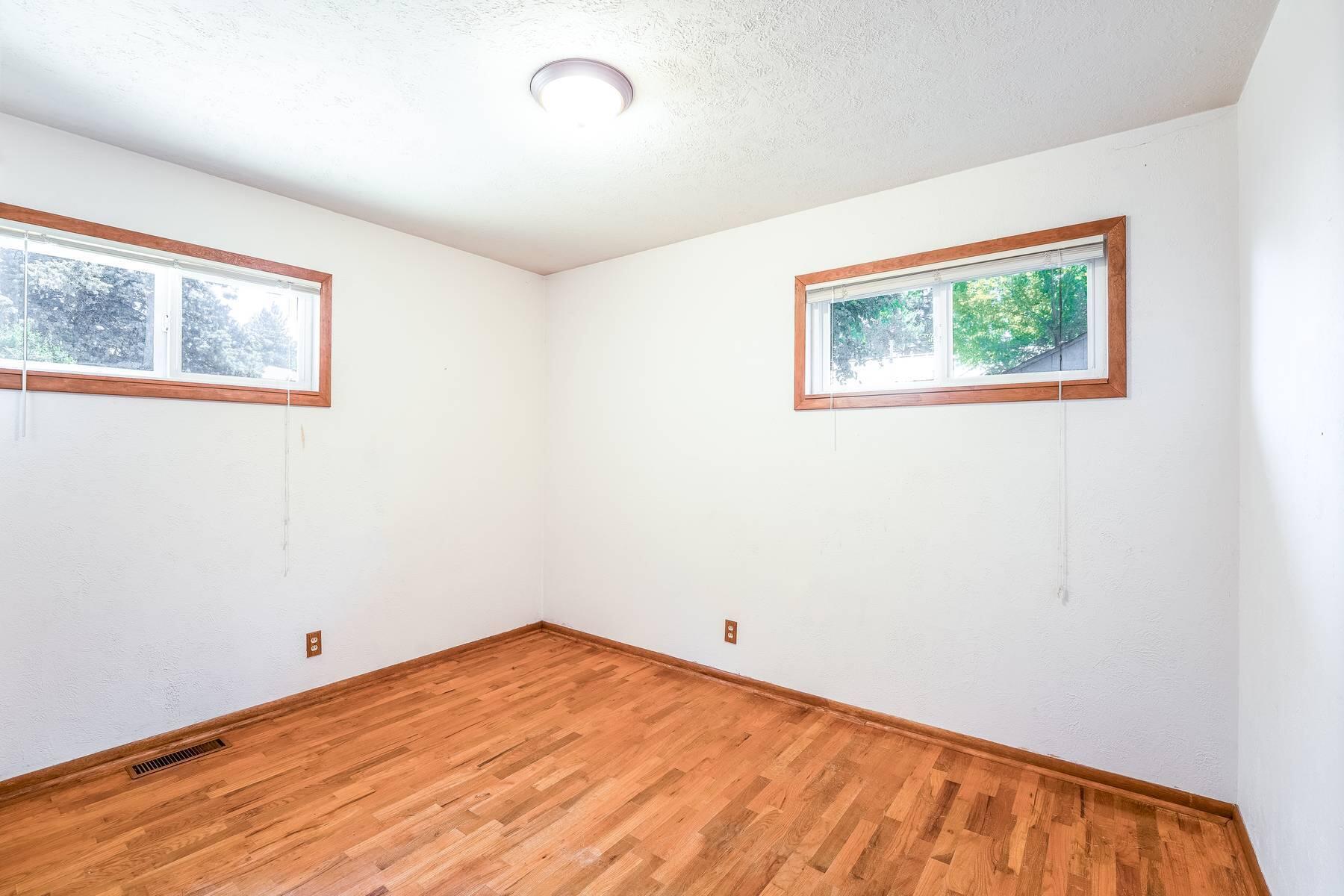 834 NE 11th Street