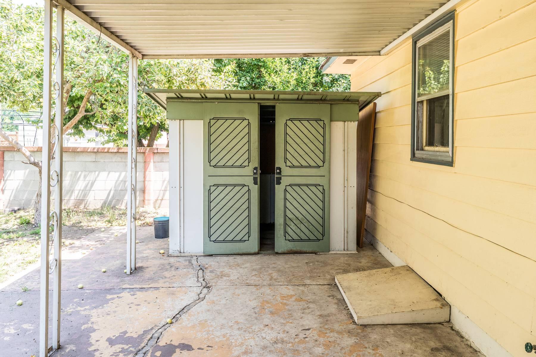 555 NW 4th Street
