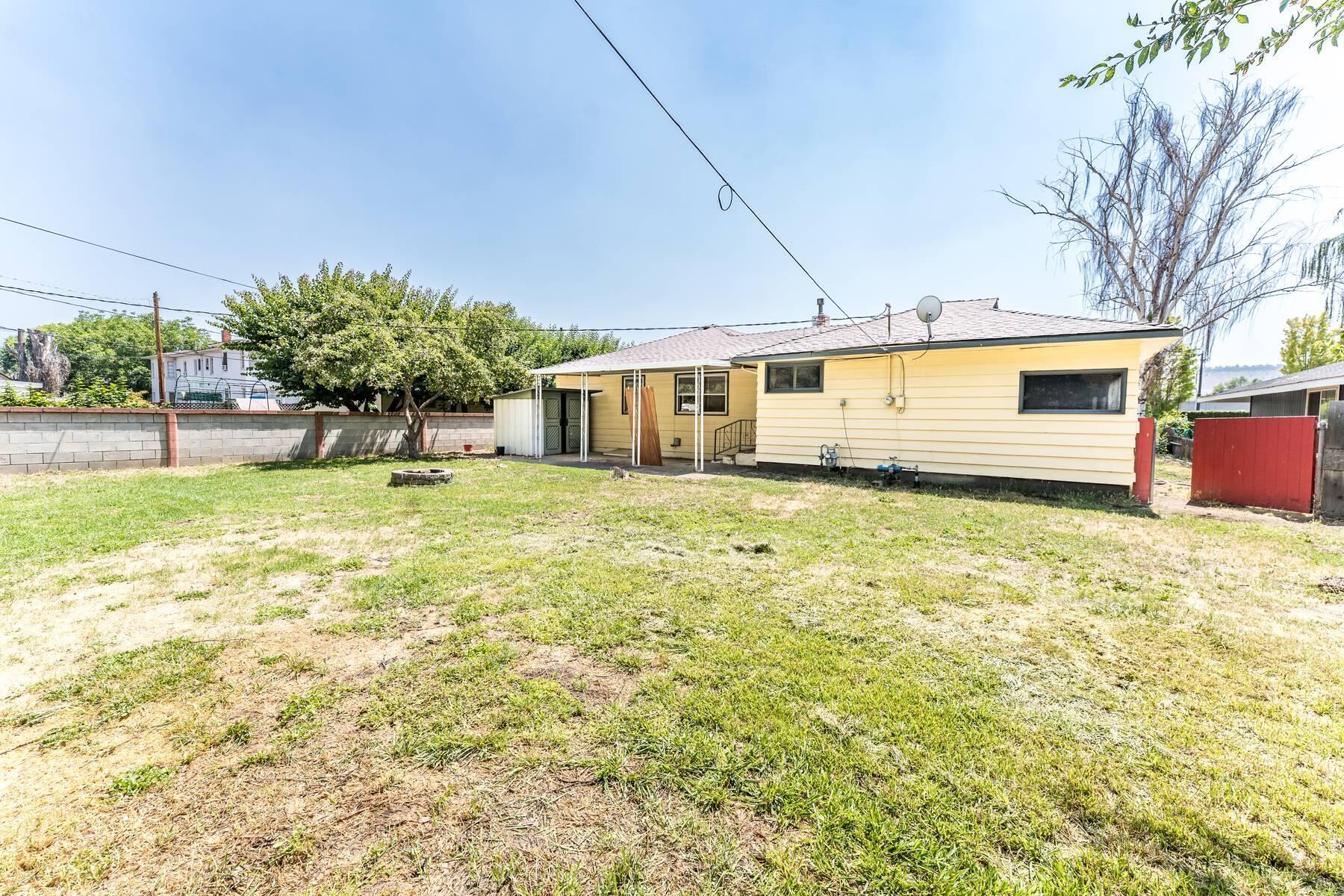 555 NW 4th Street