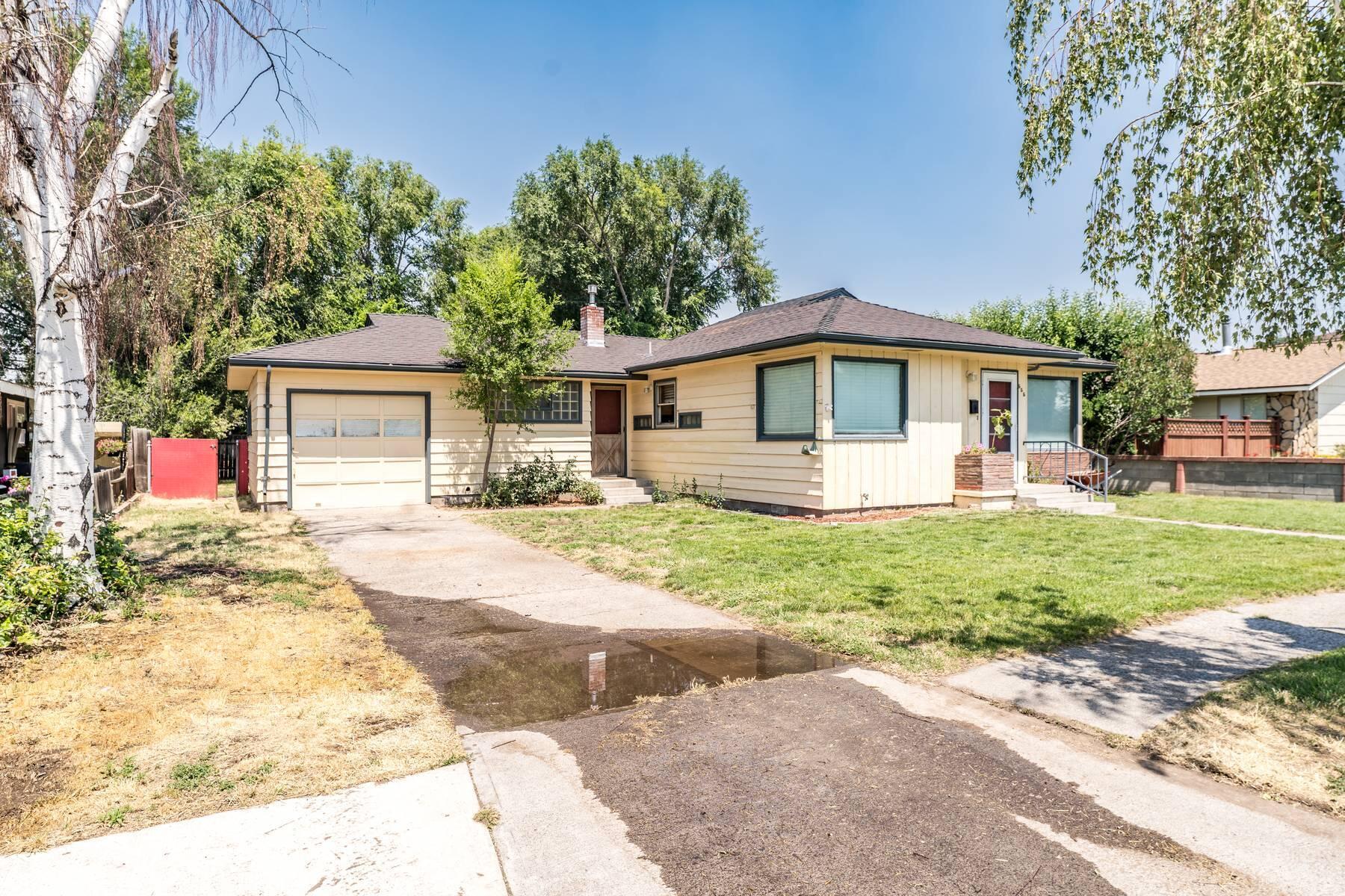 555 NW 4th Street