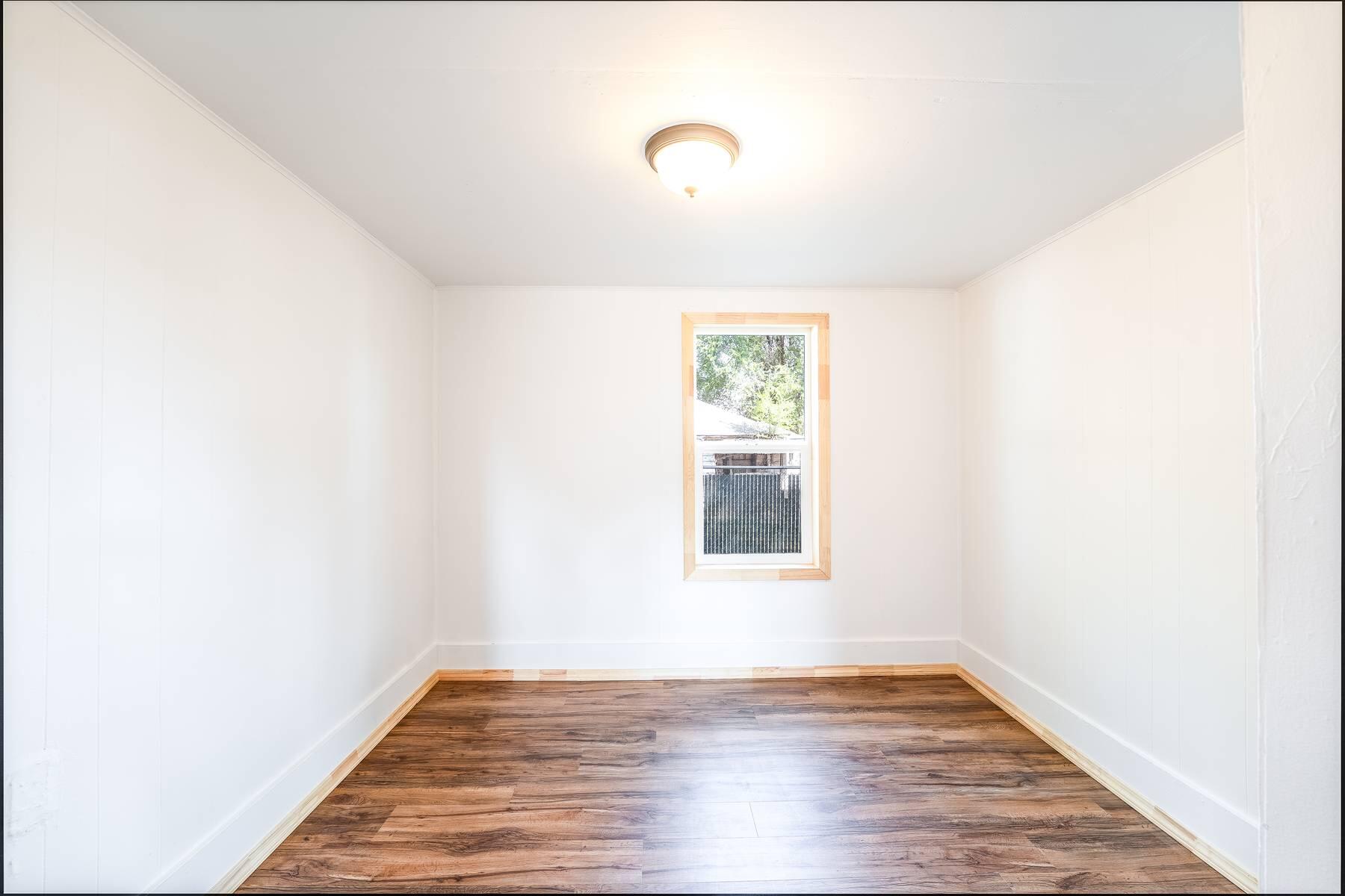 1298 NW Hardwood Avenue