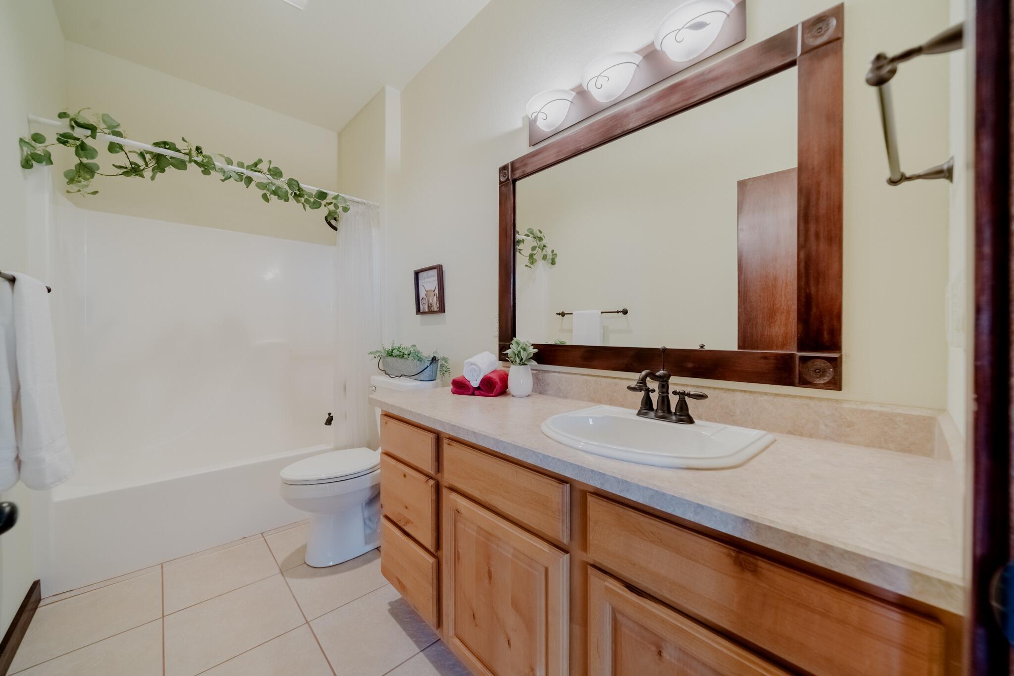 25451 Alfalfa Market Road NE