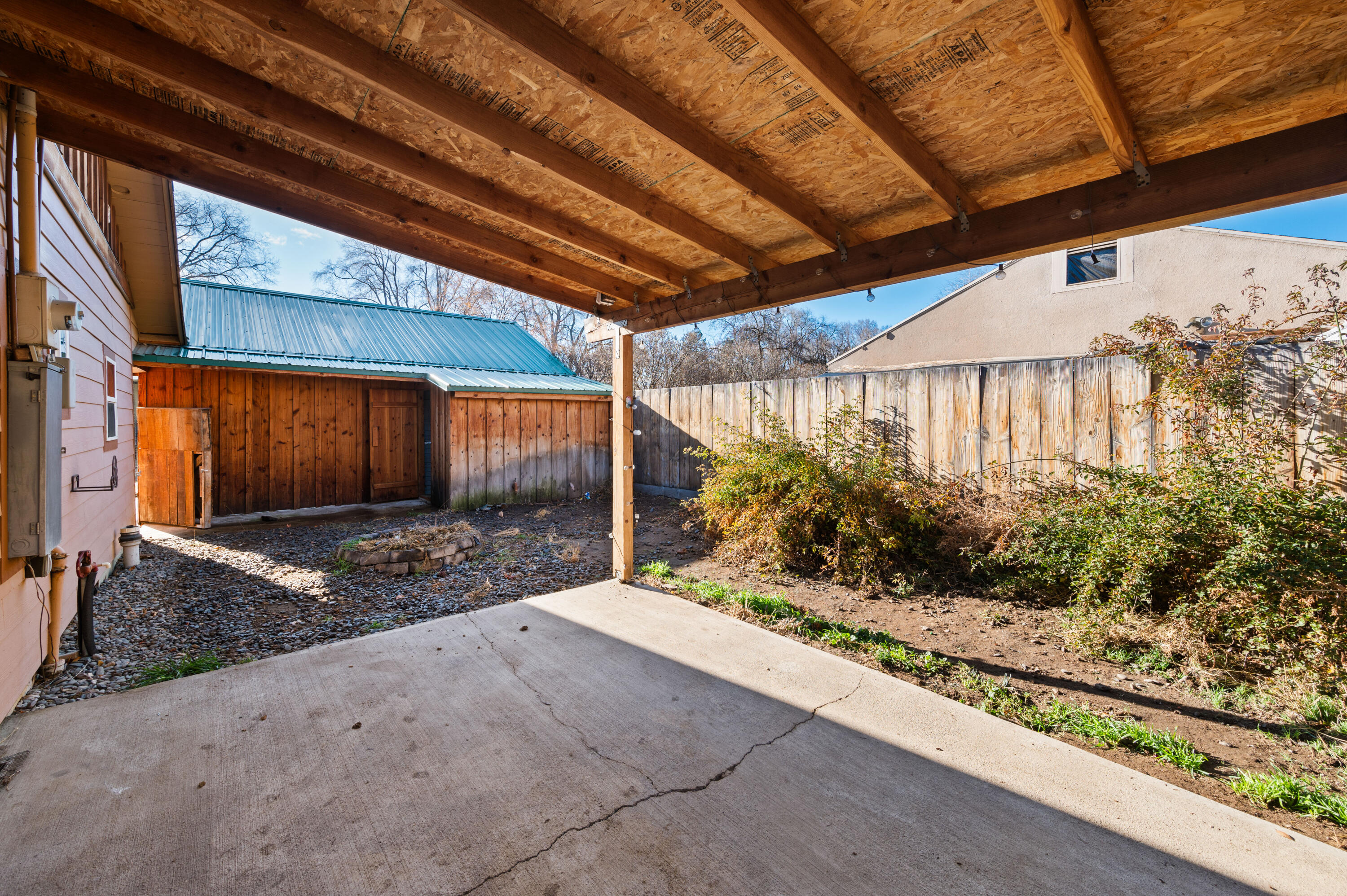 798 NE 6th Street