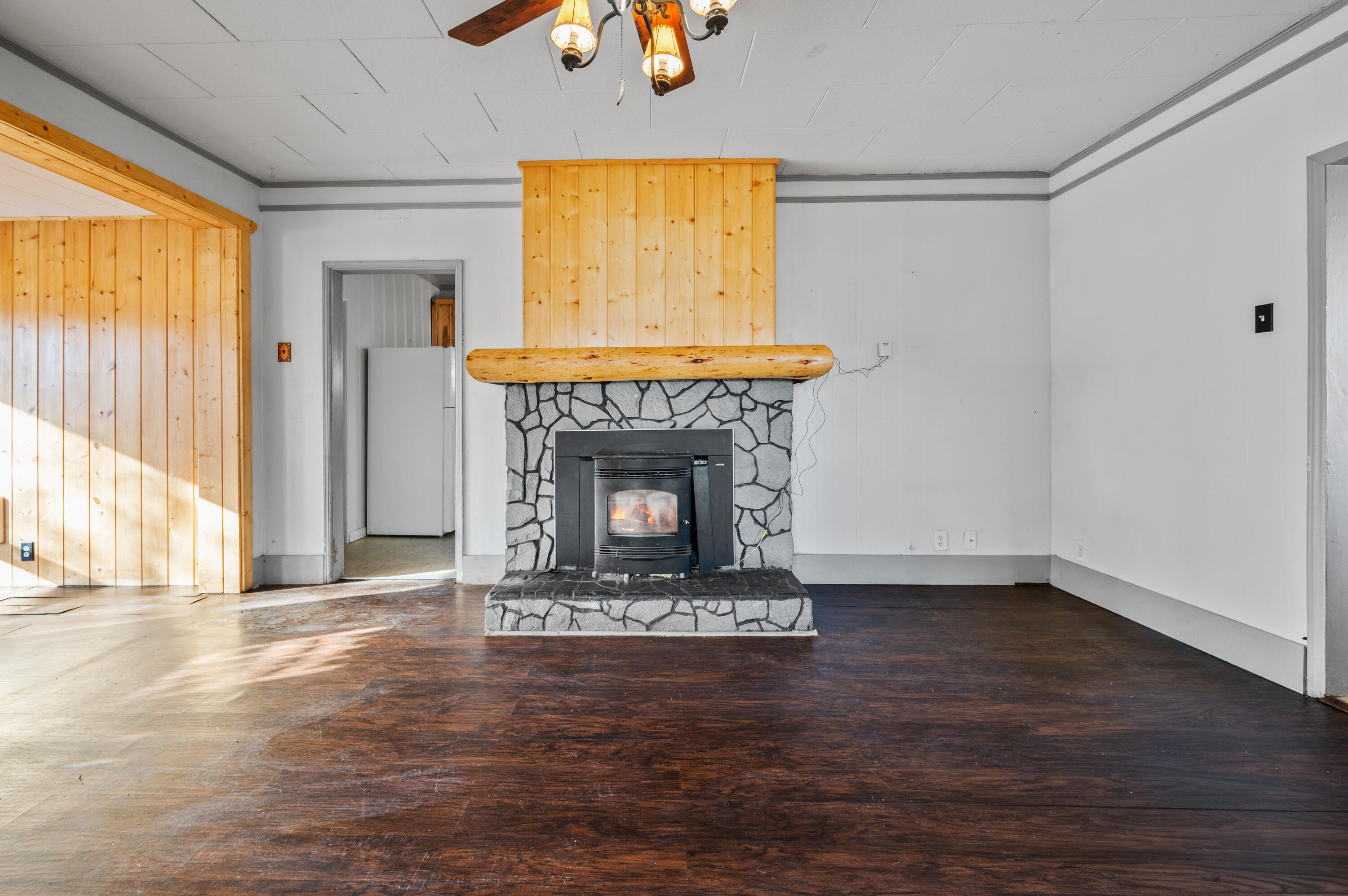 798 NE 6th Street